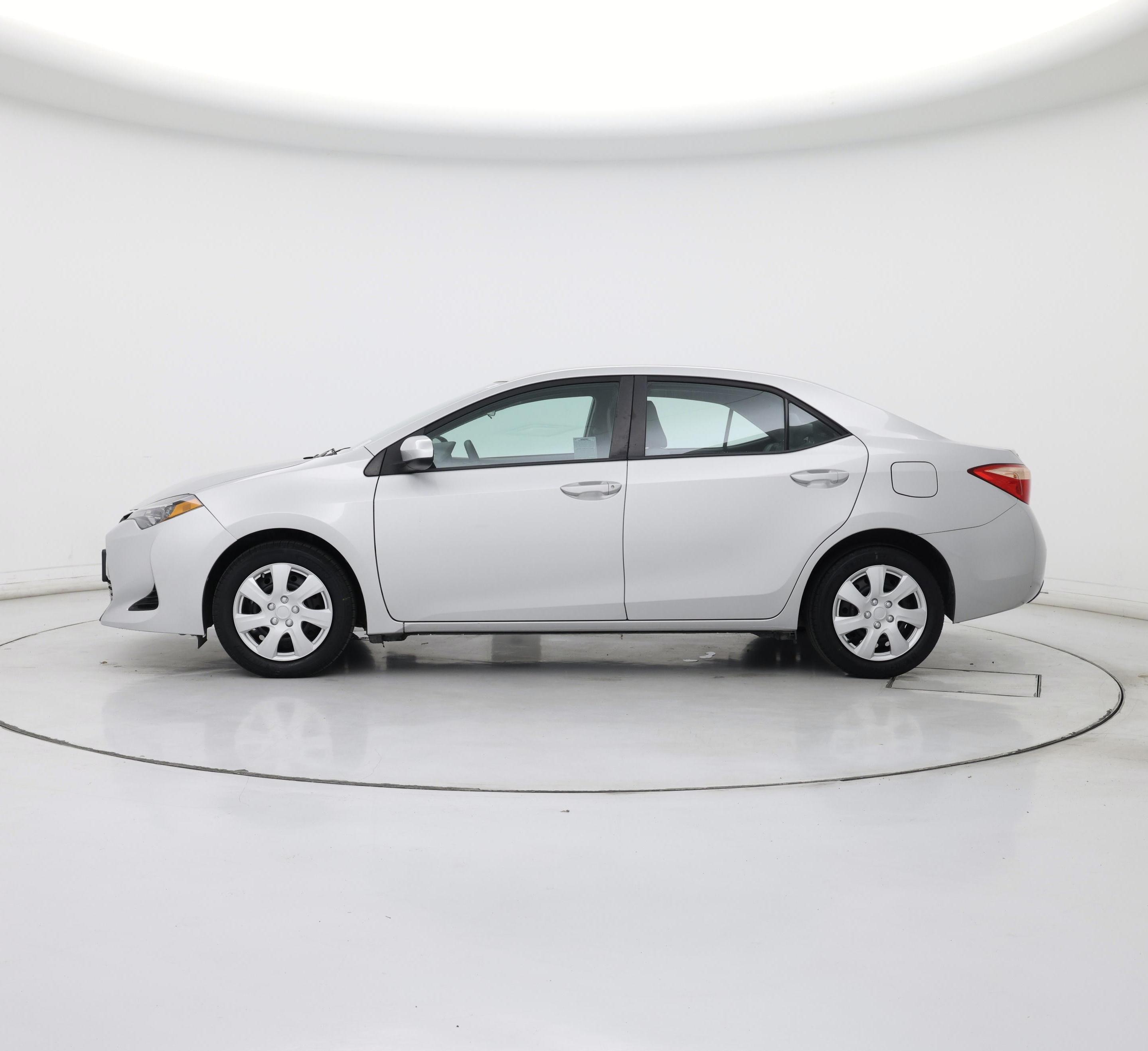 Thumbnail: 2019 Toyota Corolla - 3