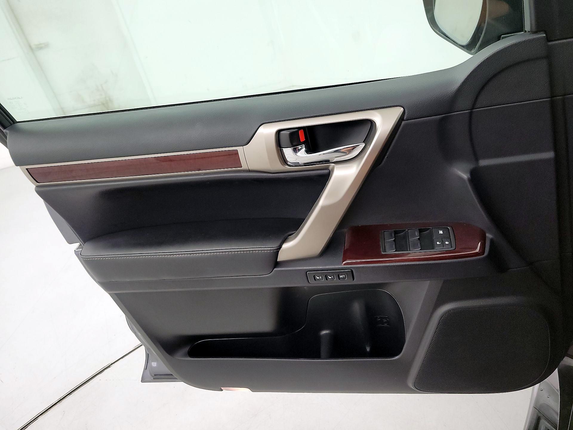 Thumbnail: 2019 Lexus GX - 12