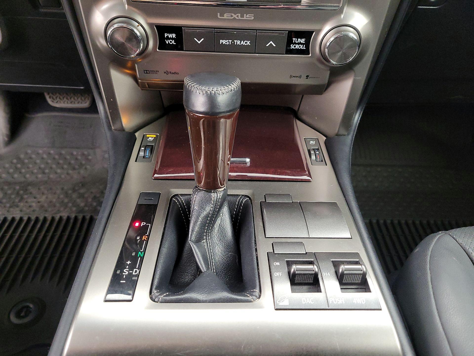 Thumbnail: 2019 Lexus GX - 18