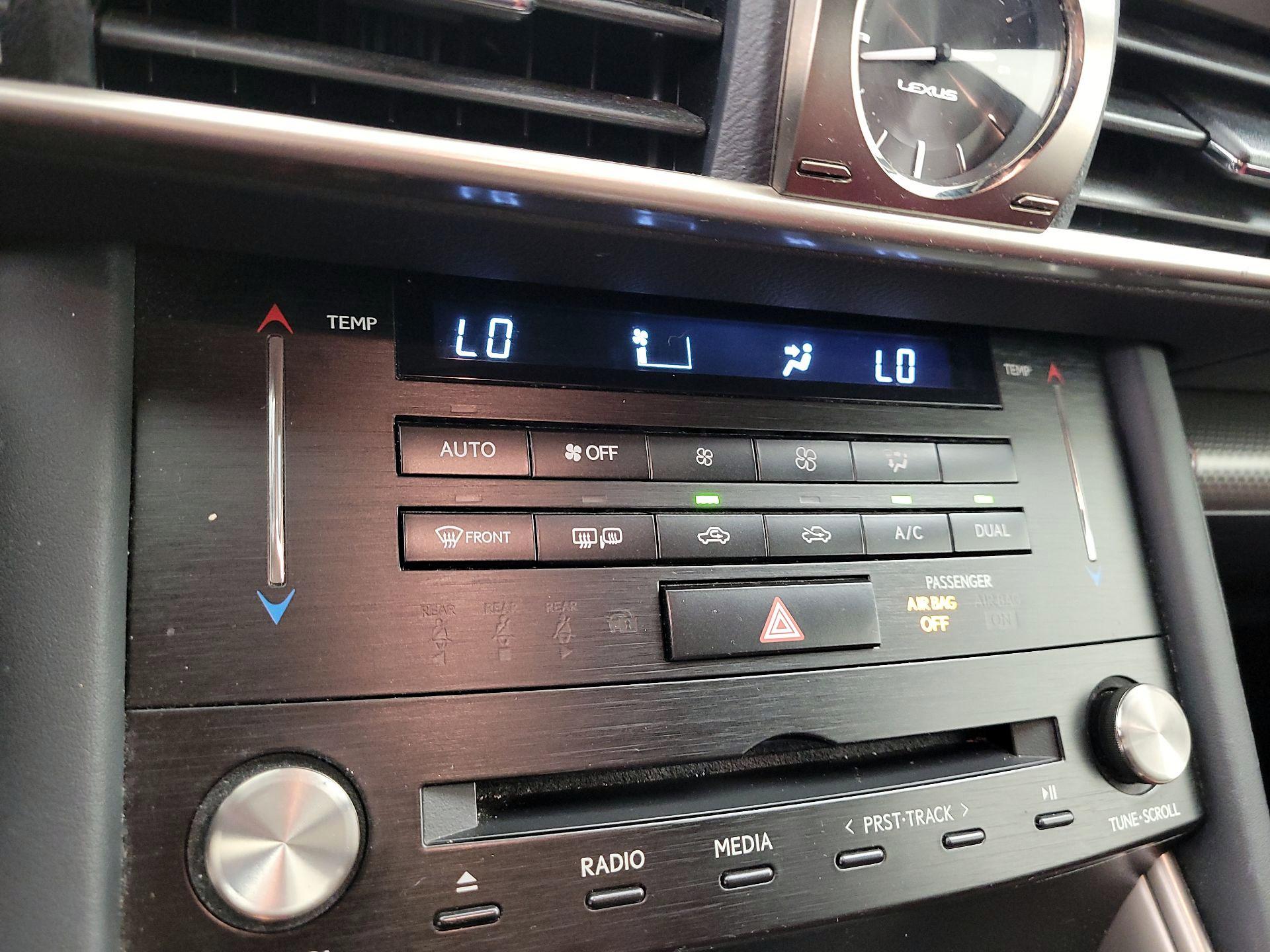 Thumbnail: 2017 Lexus IS - 17