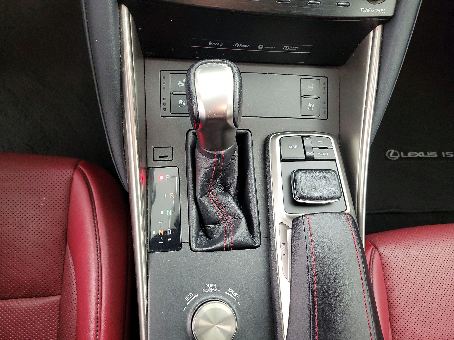 Thumbnail: 2017 Lexus IS - 18