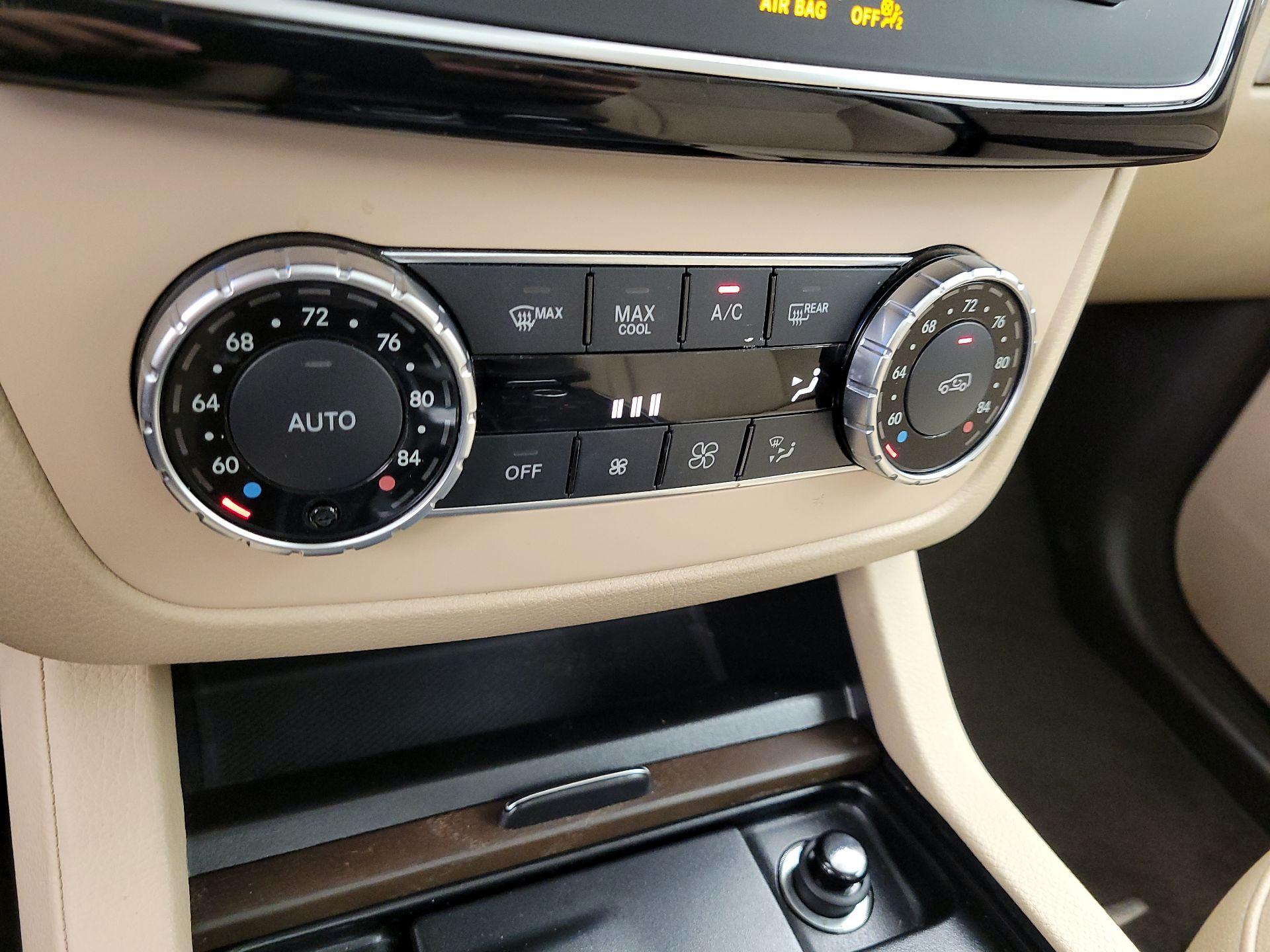 Thumbnail: 2018 Mercedes-Benz GLE - 17