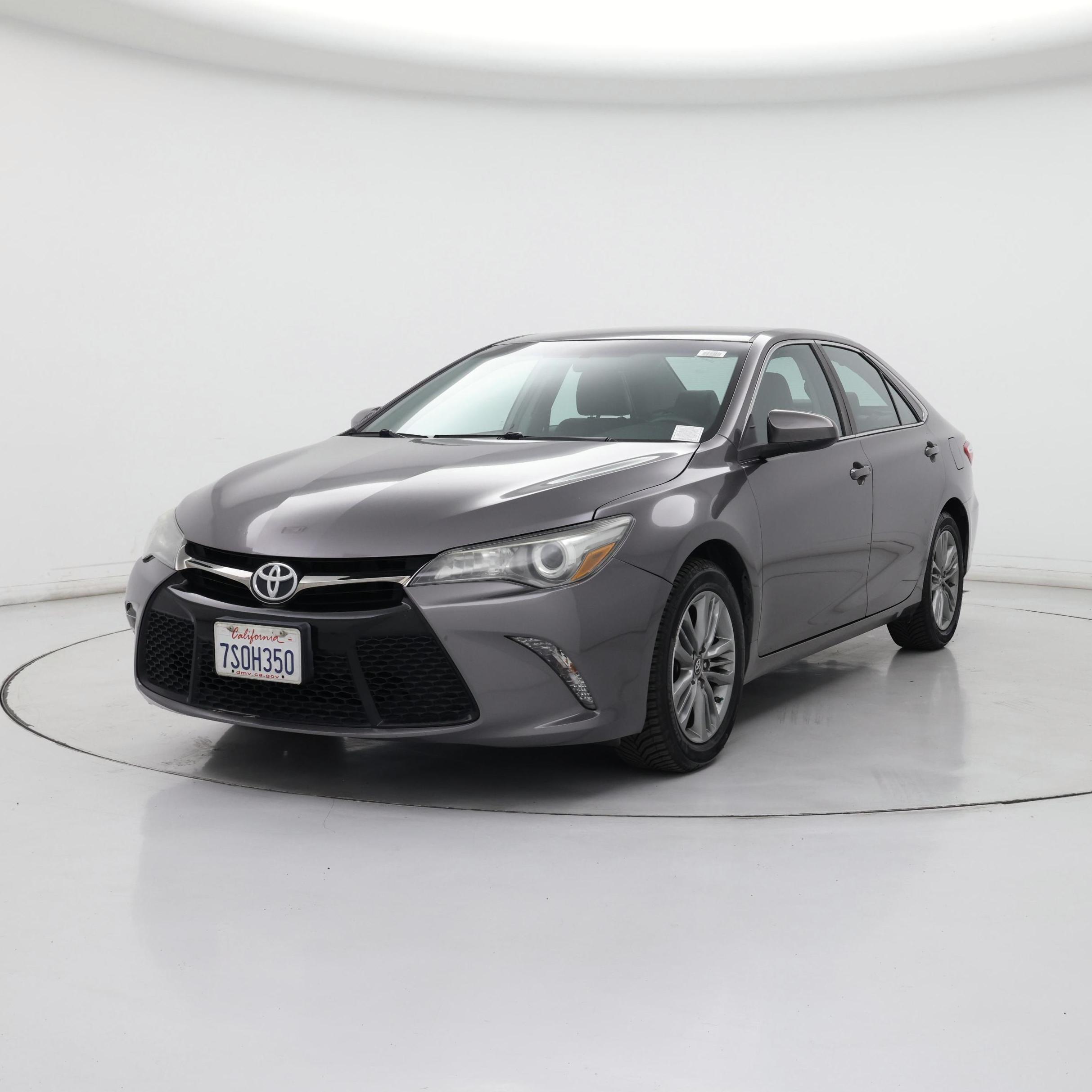 Thumbnail: 2016 Toyota Camry - 4