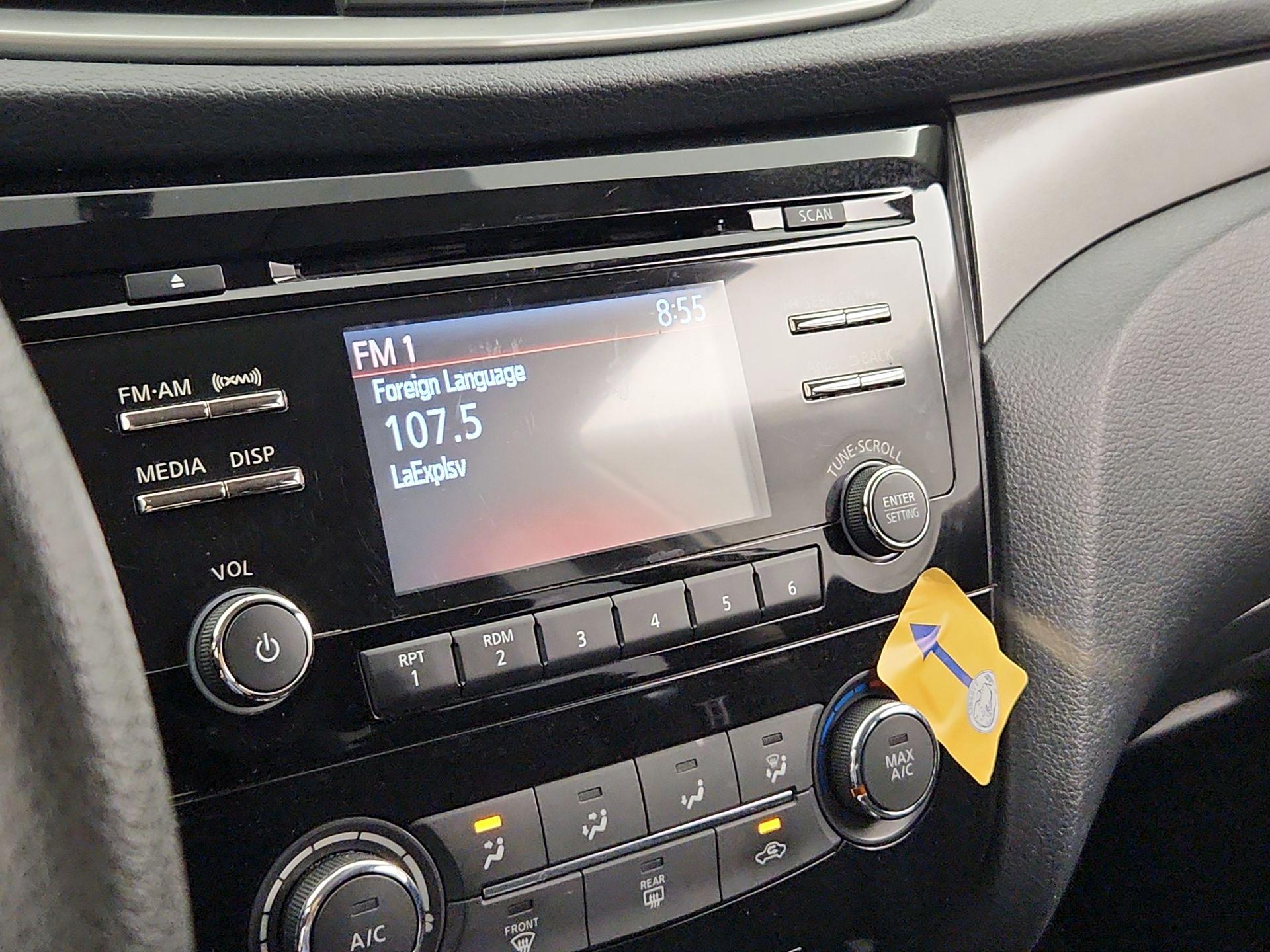 Thumbnail: 2015 Nissan Rogue - 15