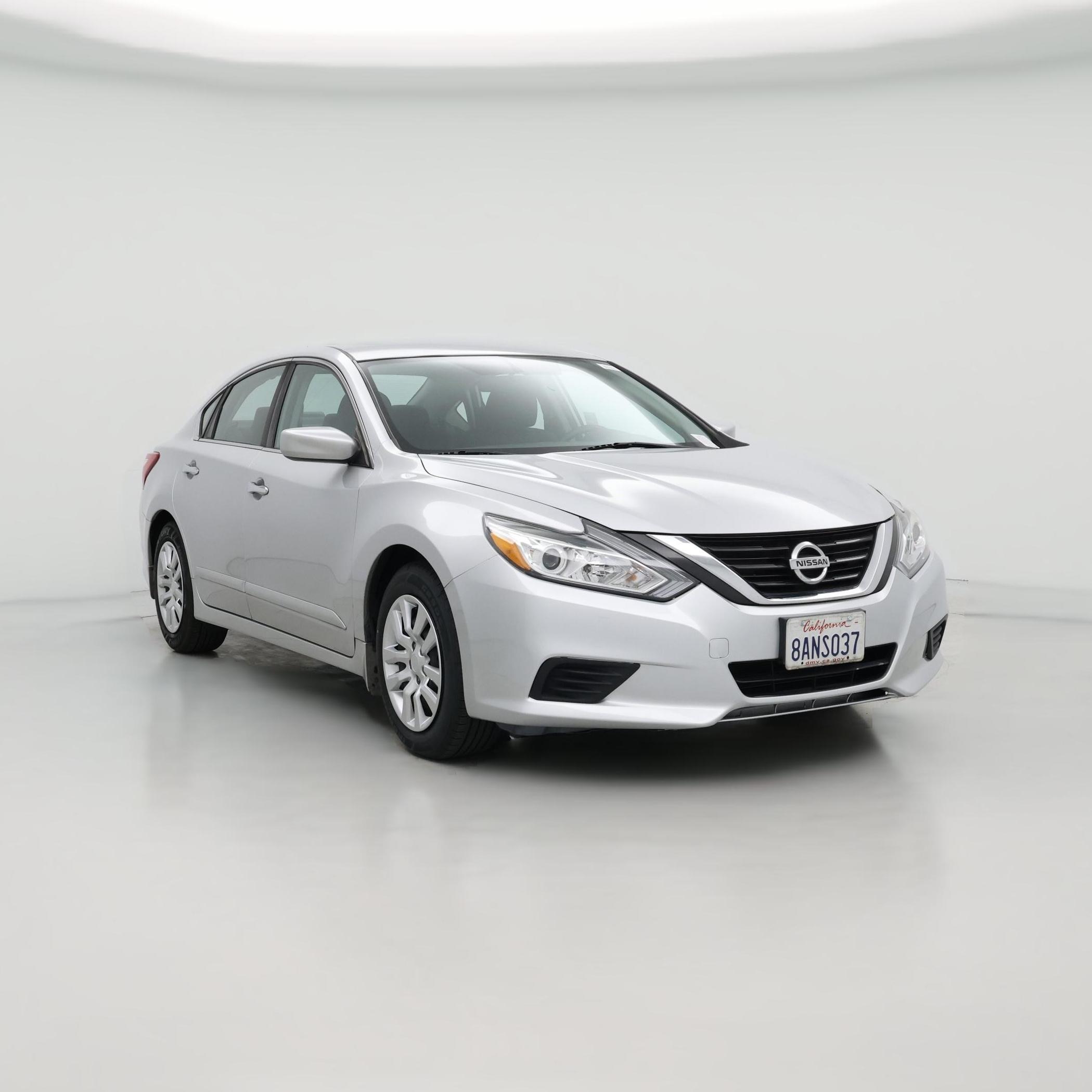 Thumbnail: 2017 Nissan Altima - 1