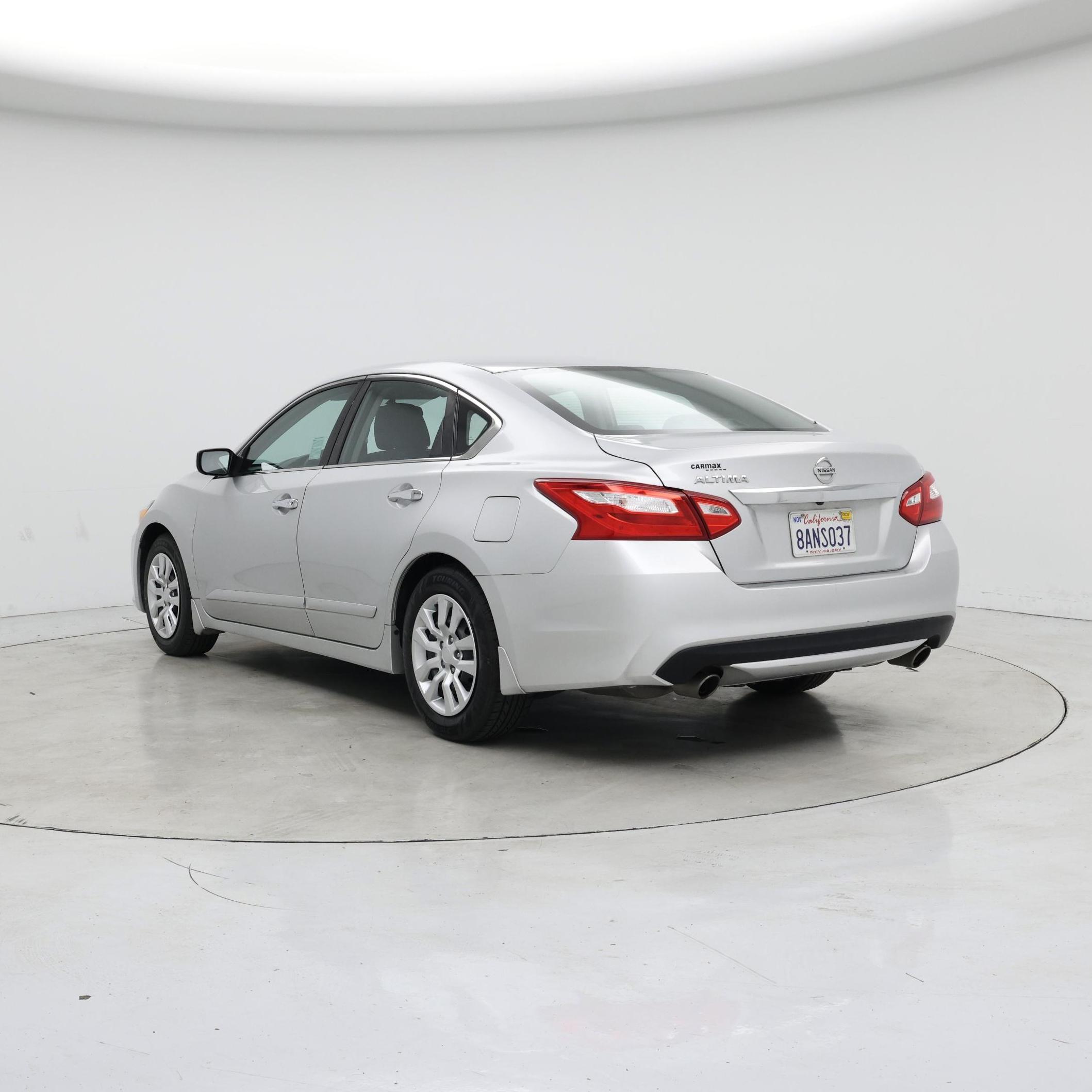 Thumbnail: 2017 Nissan Altima - 2