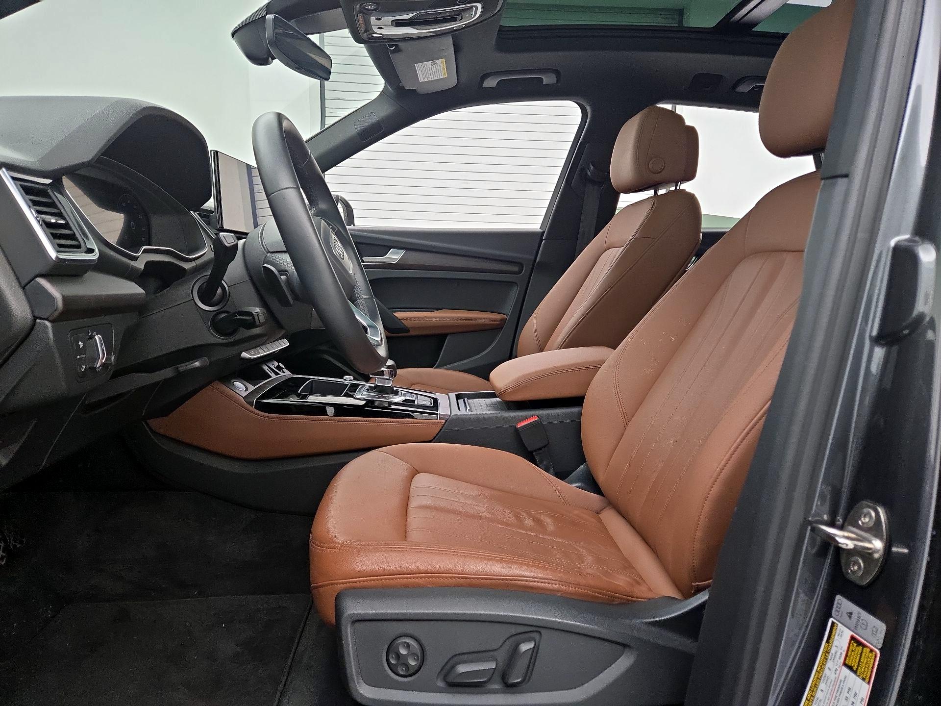 Thumbnail: 2022 Audi Q5 - 11