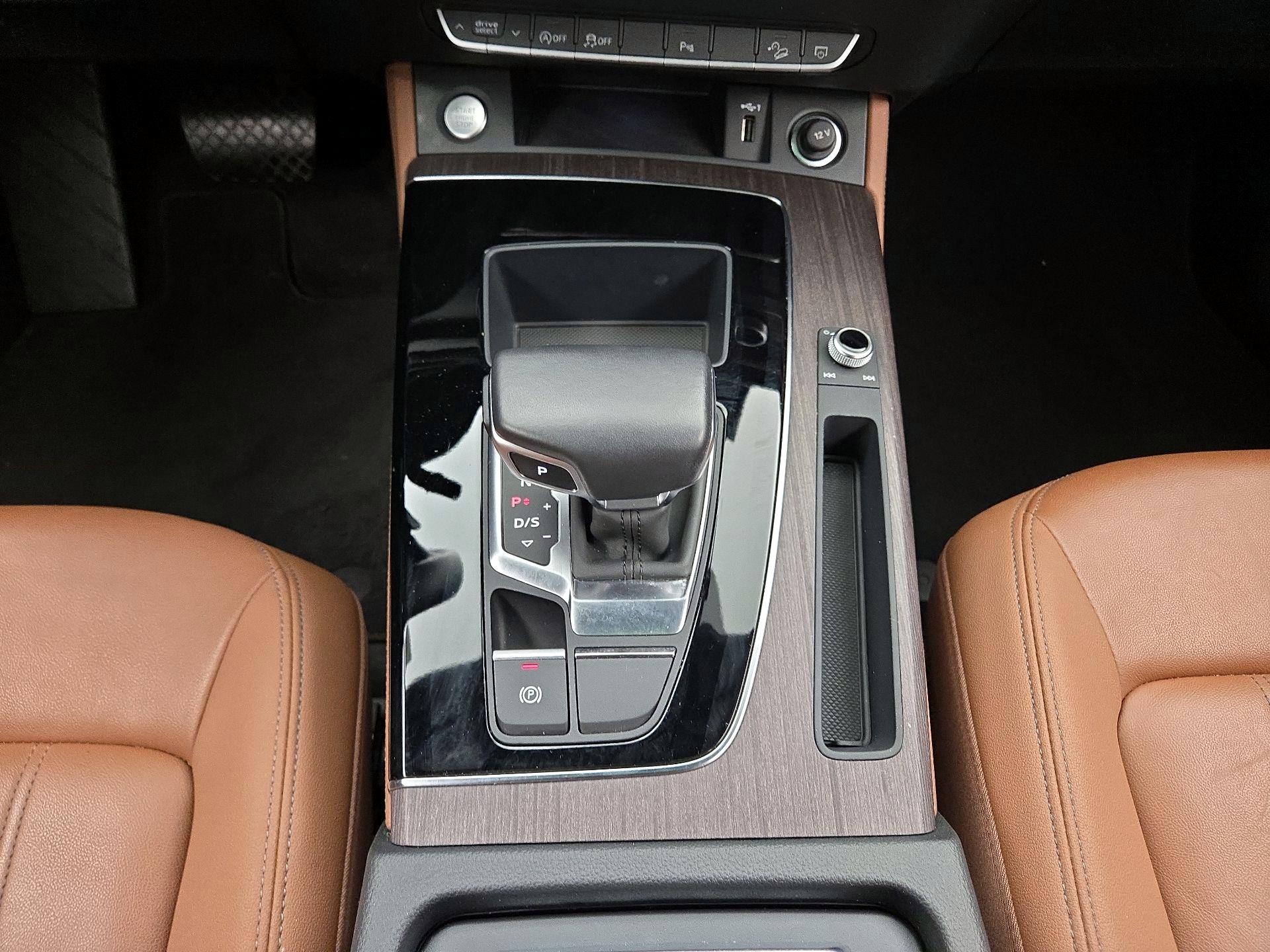 Thumbnail: 2022 Audi Q5 - 18