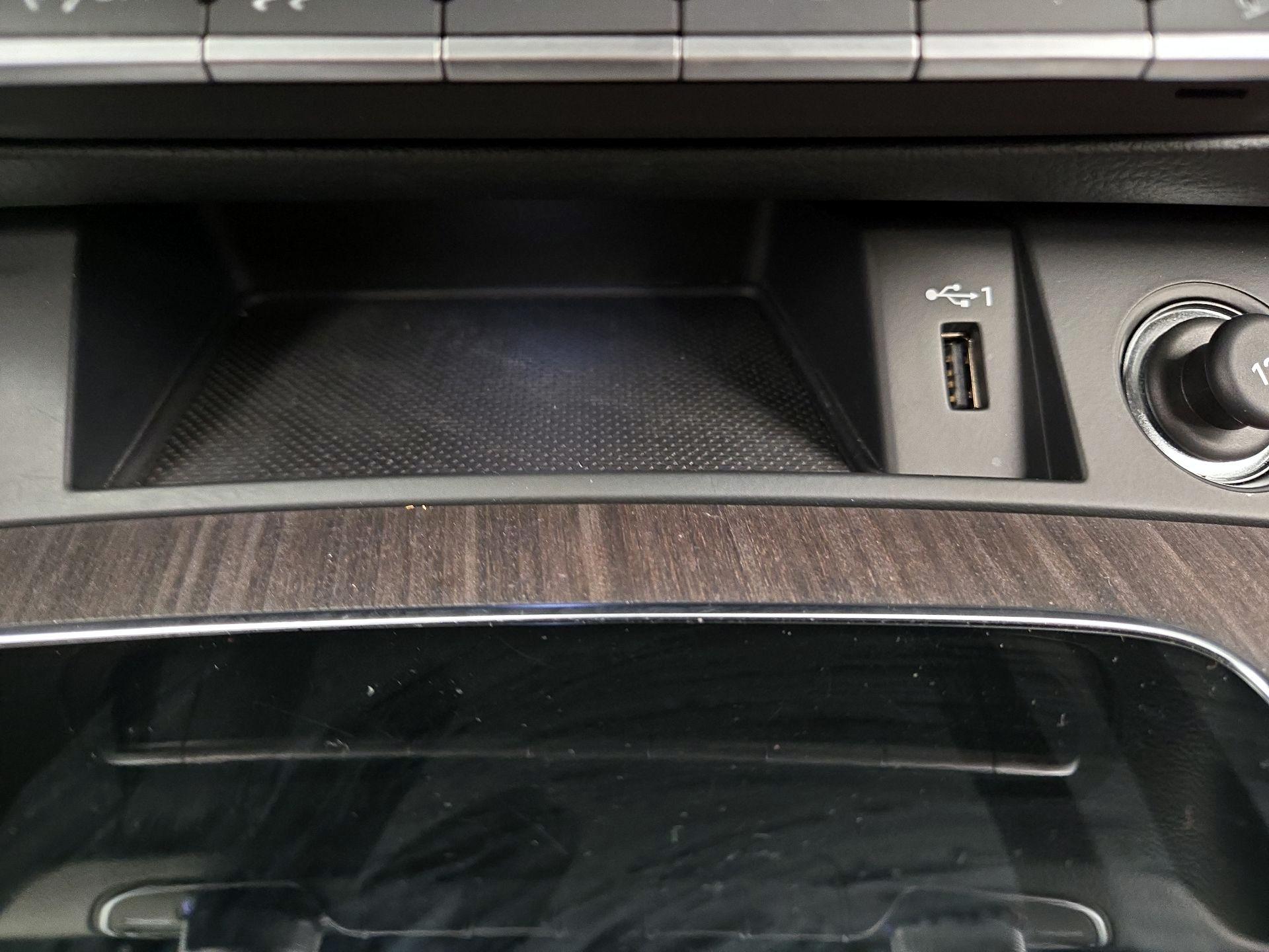 Thumbnail: 2022 Audi Q5 - 19