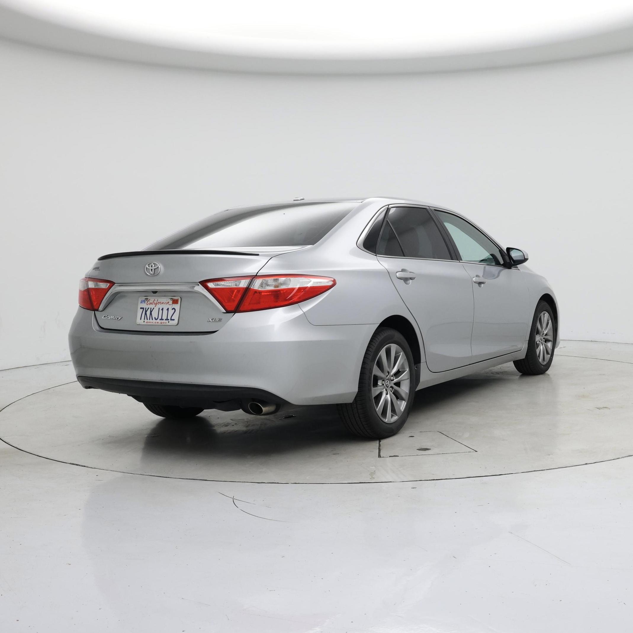 Thumbnail: 2015 Toyota Camry - 8