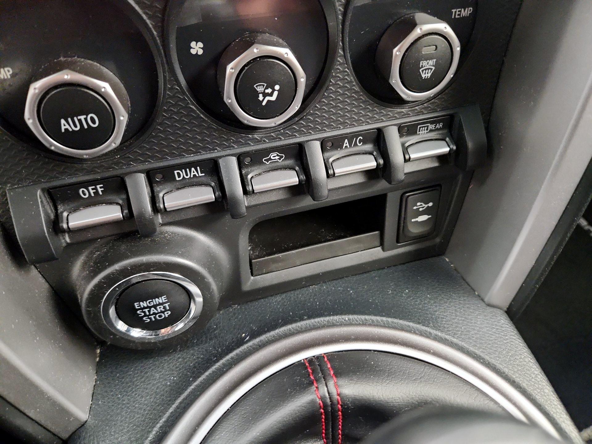 Thumbnail: 2014 Subaru BRZ - 17