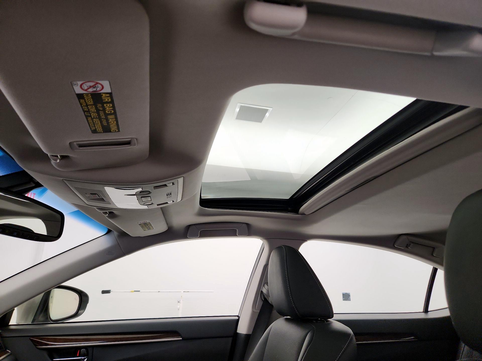 Thumbnail: 2015 Lexus ES - 19