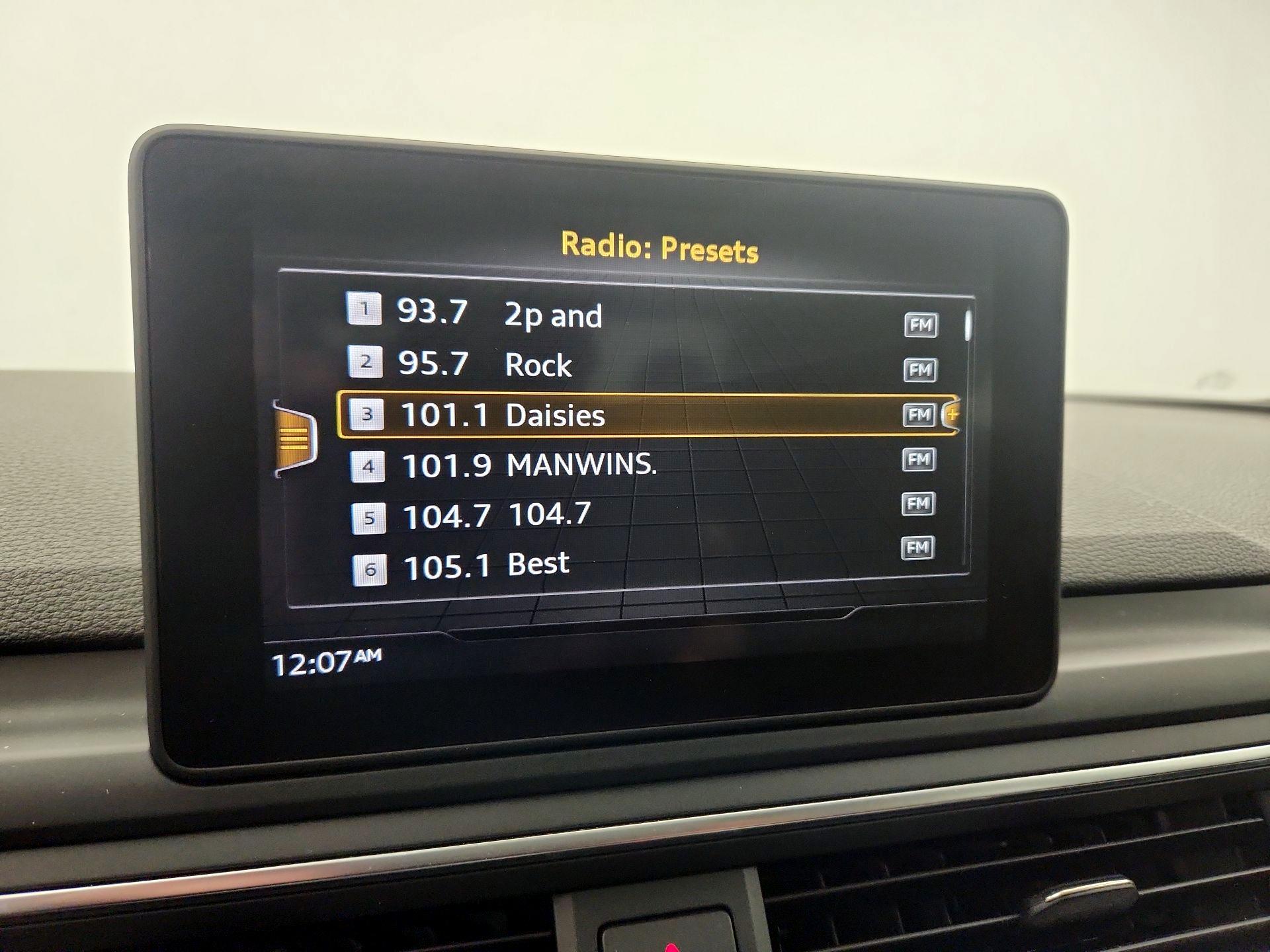 Thumbnail: 2018 Audi A4 - 15