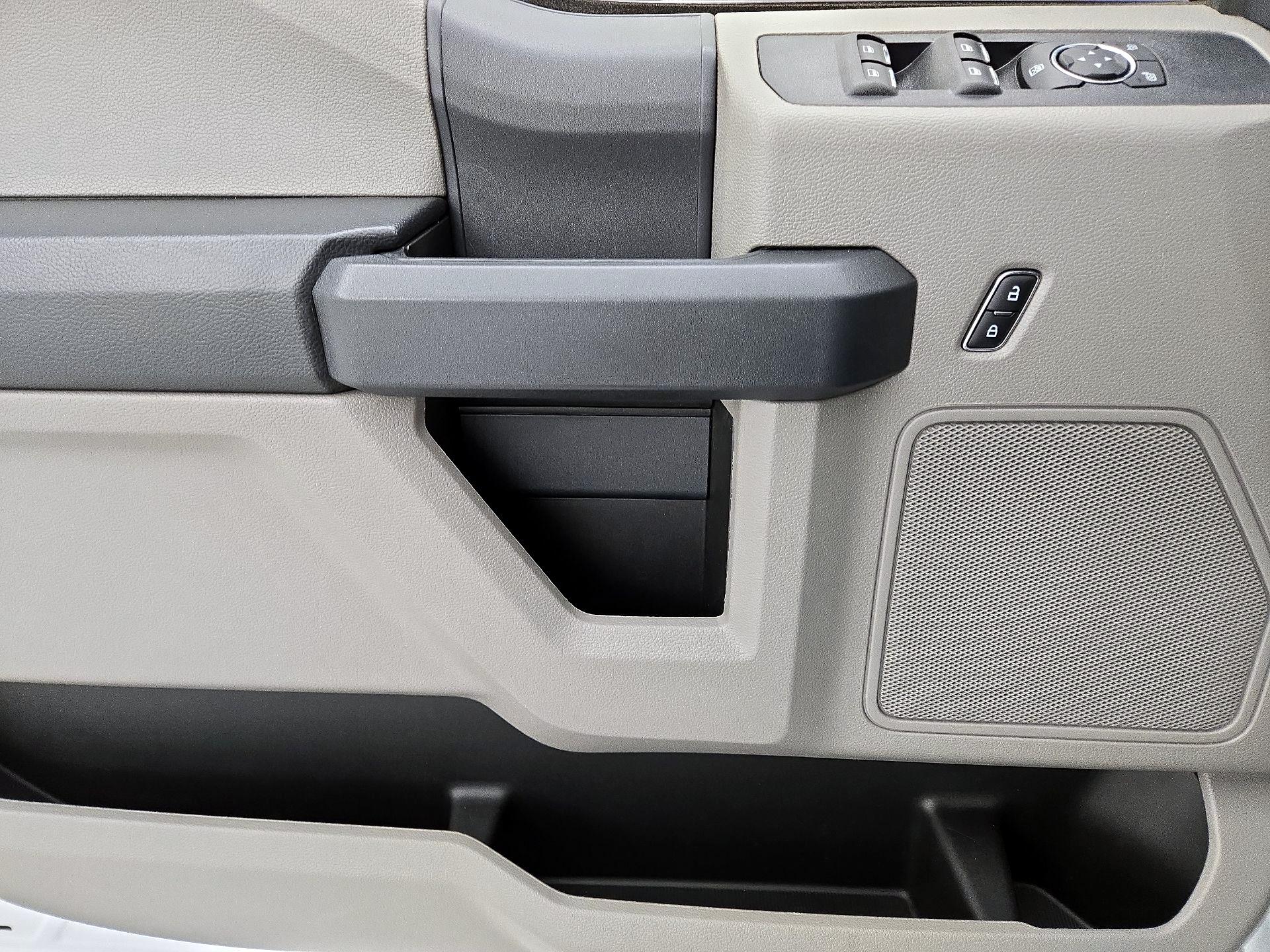 Thumbnail: 2022 Ford F-350 - 12