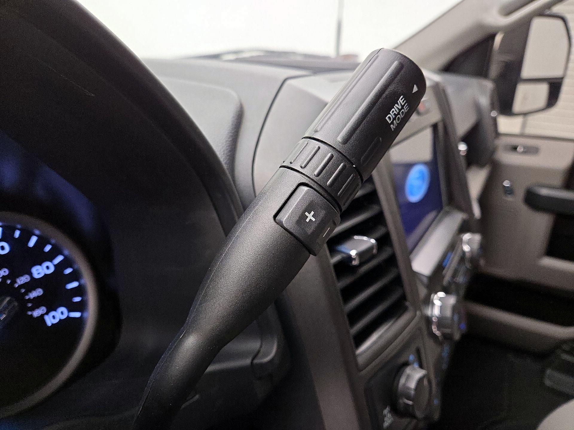 Thumbnail: 2022 Ford F-350 - 17