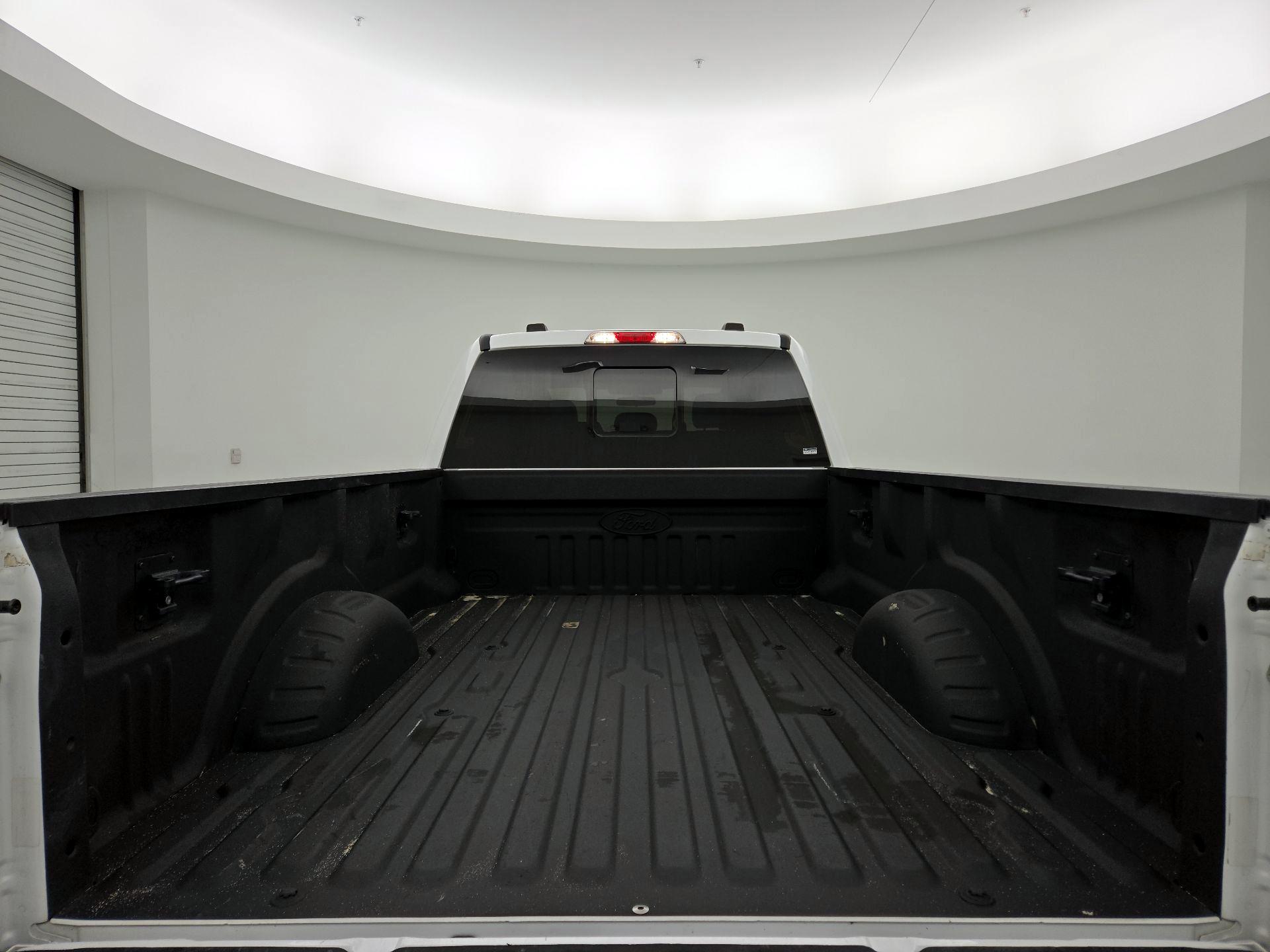 Thumbnail: 2022 Ford F-350 - 20