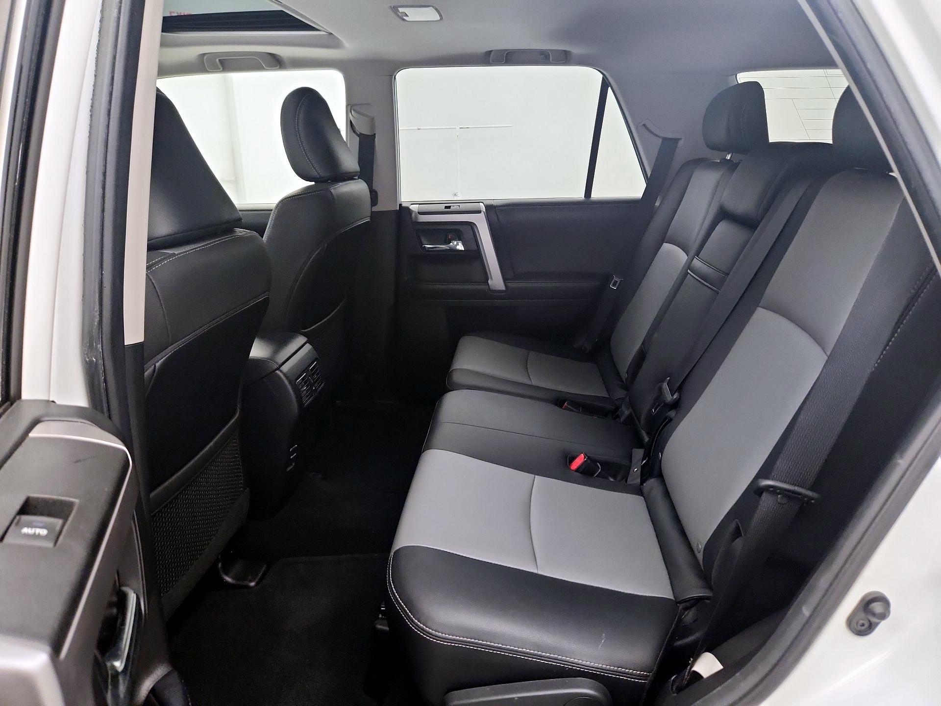 Thumbnail: 2019 Toyota 4Runner - 20