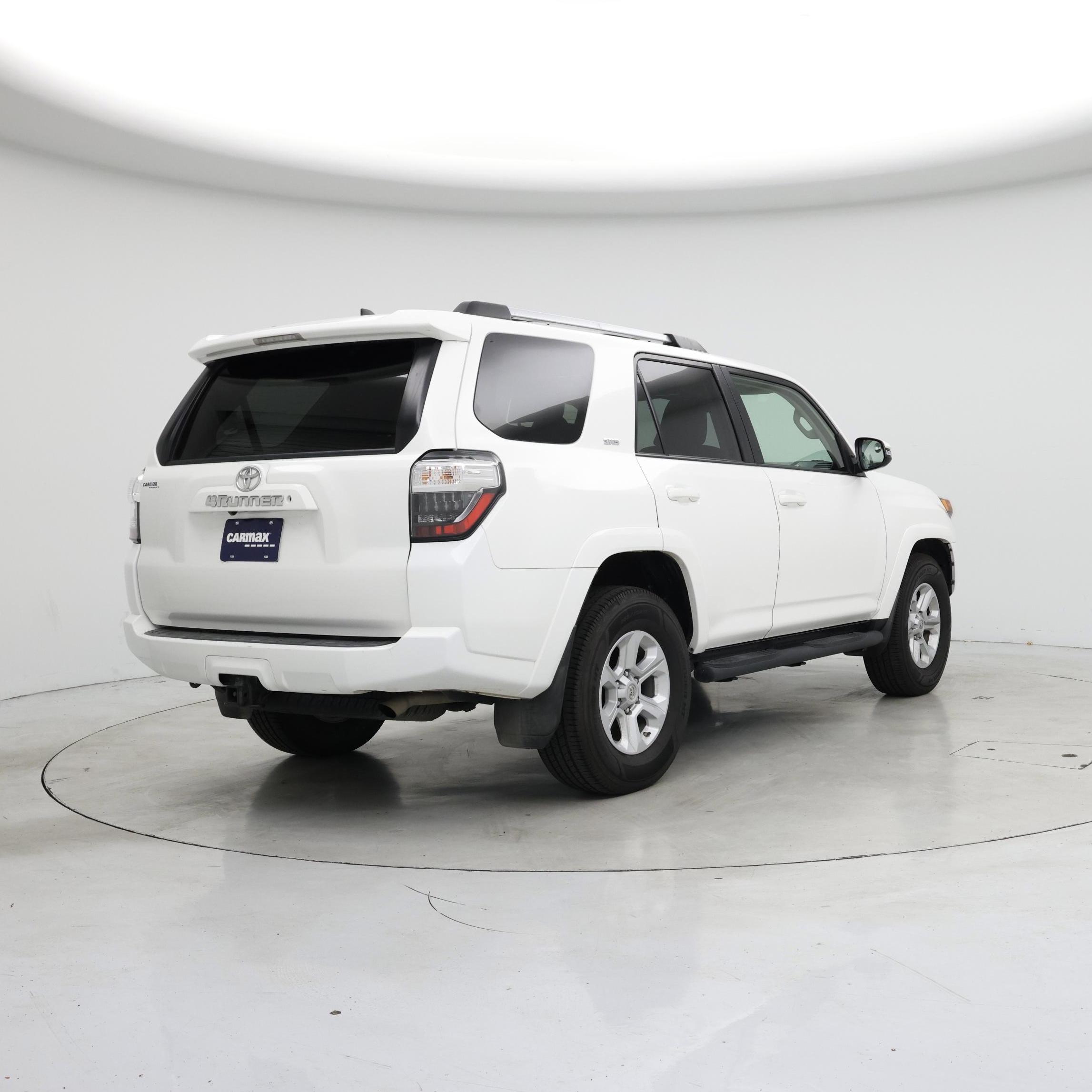 Thumbnail: 2019 Toyota 4Runner - 8