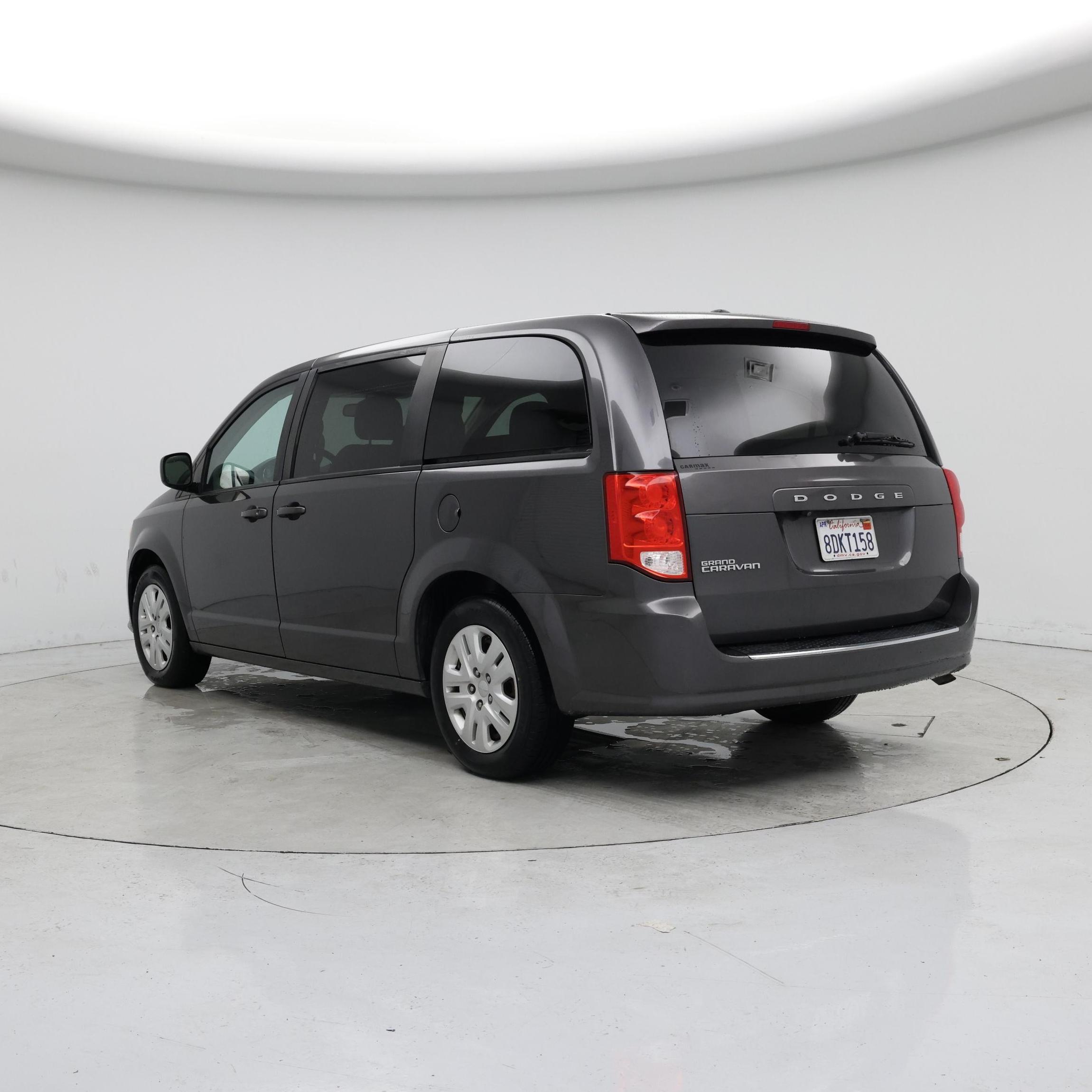 Thumbnail: 2018 Dodge Grand Caravan - 2