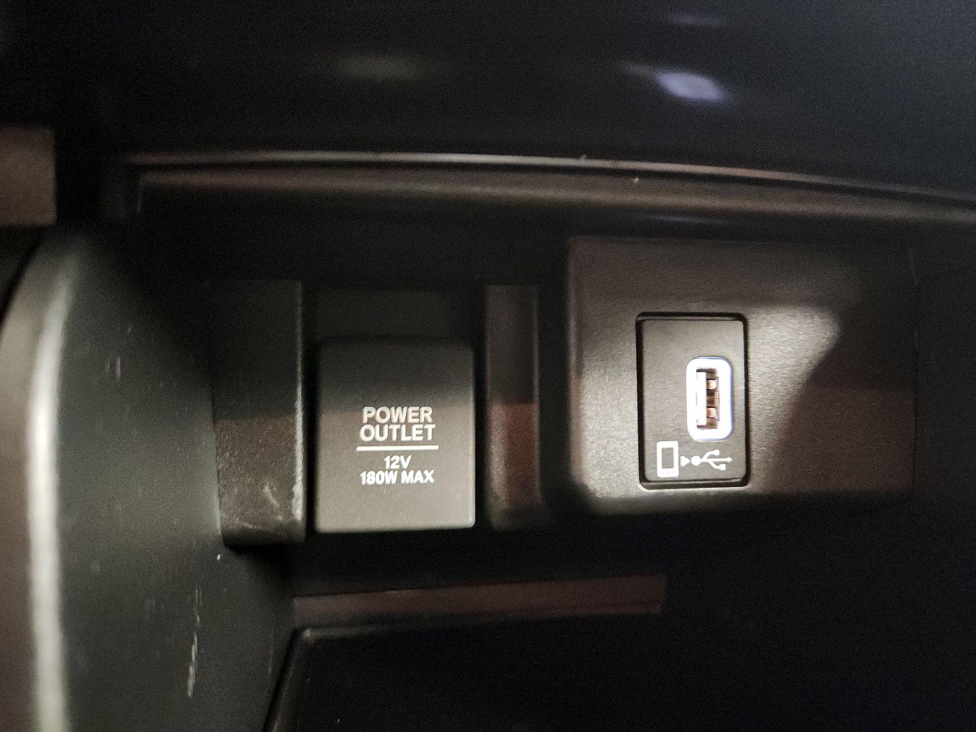 Thumbnail: 2018 Honda Accord - 18