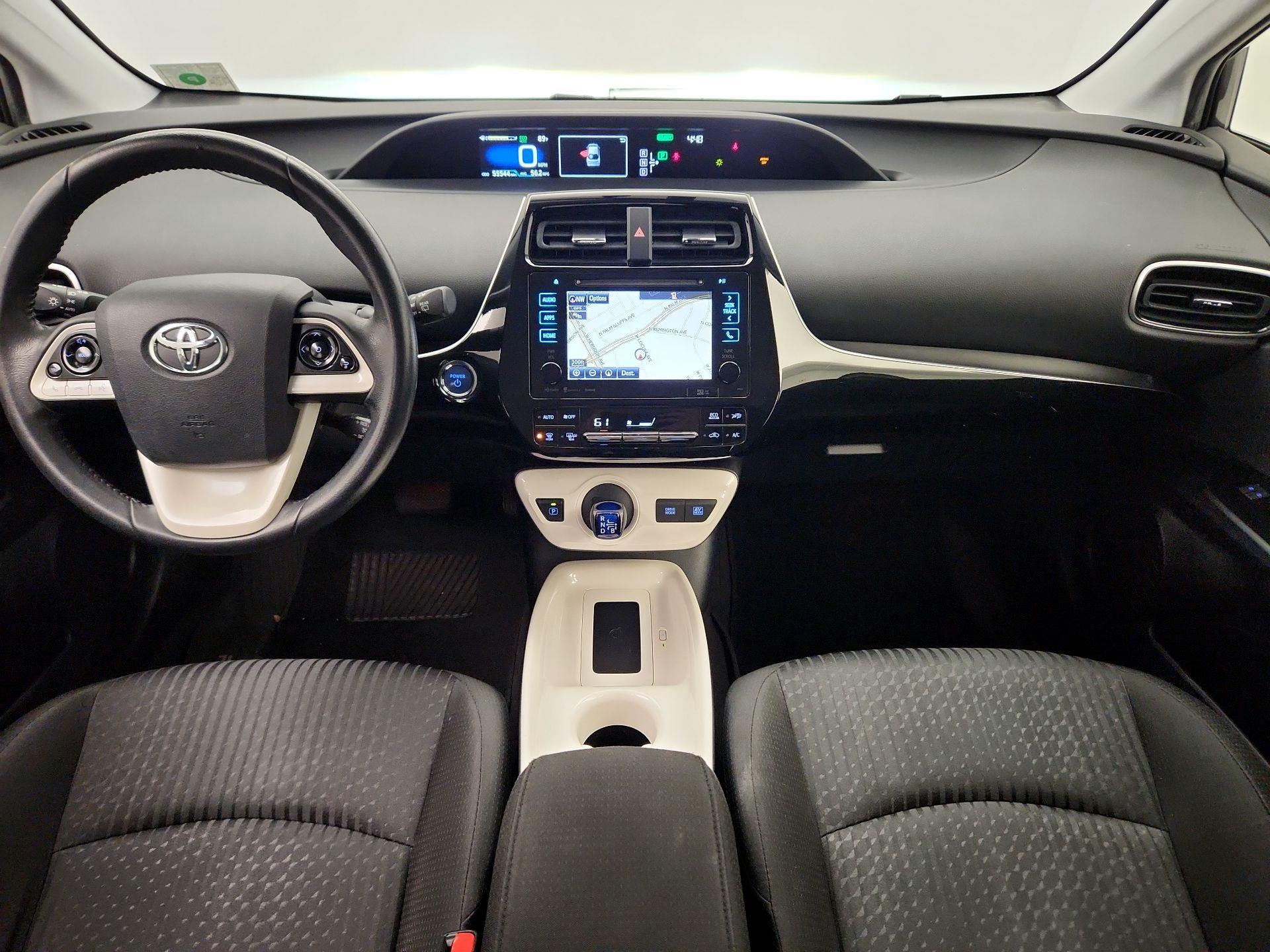 Thumbnail: 2016 Toyota Prius - 9