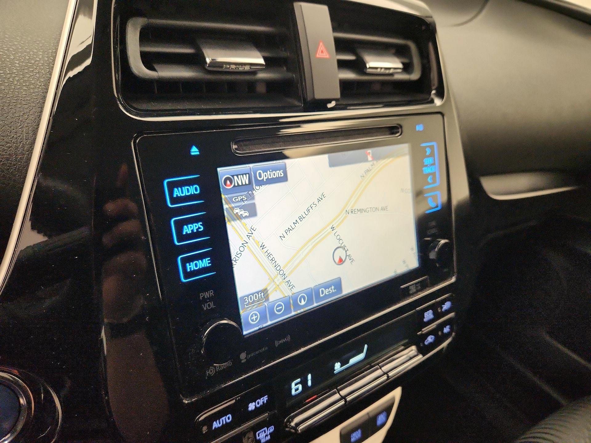 Thumbnail: 2016 Toyota Prius - 14