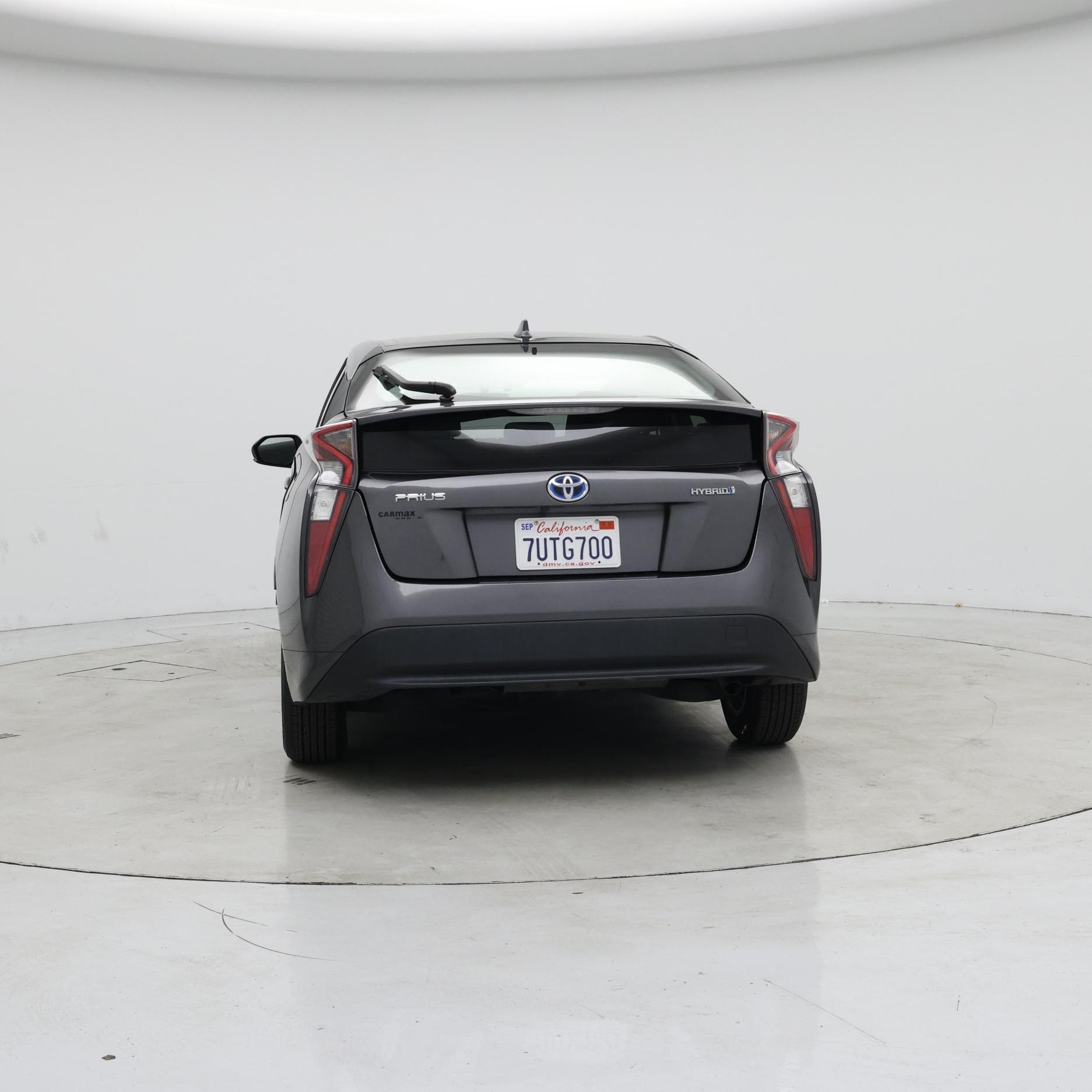 Thumbnail: 2016 Toyota Prius - 6