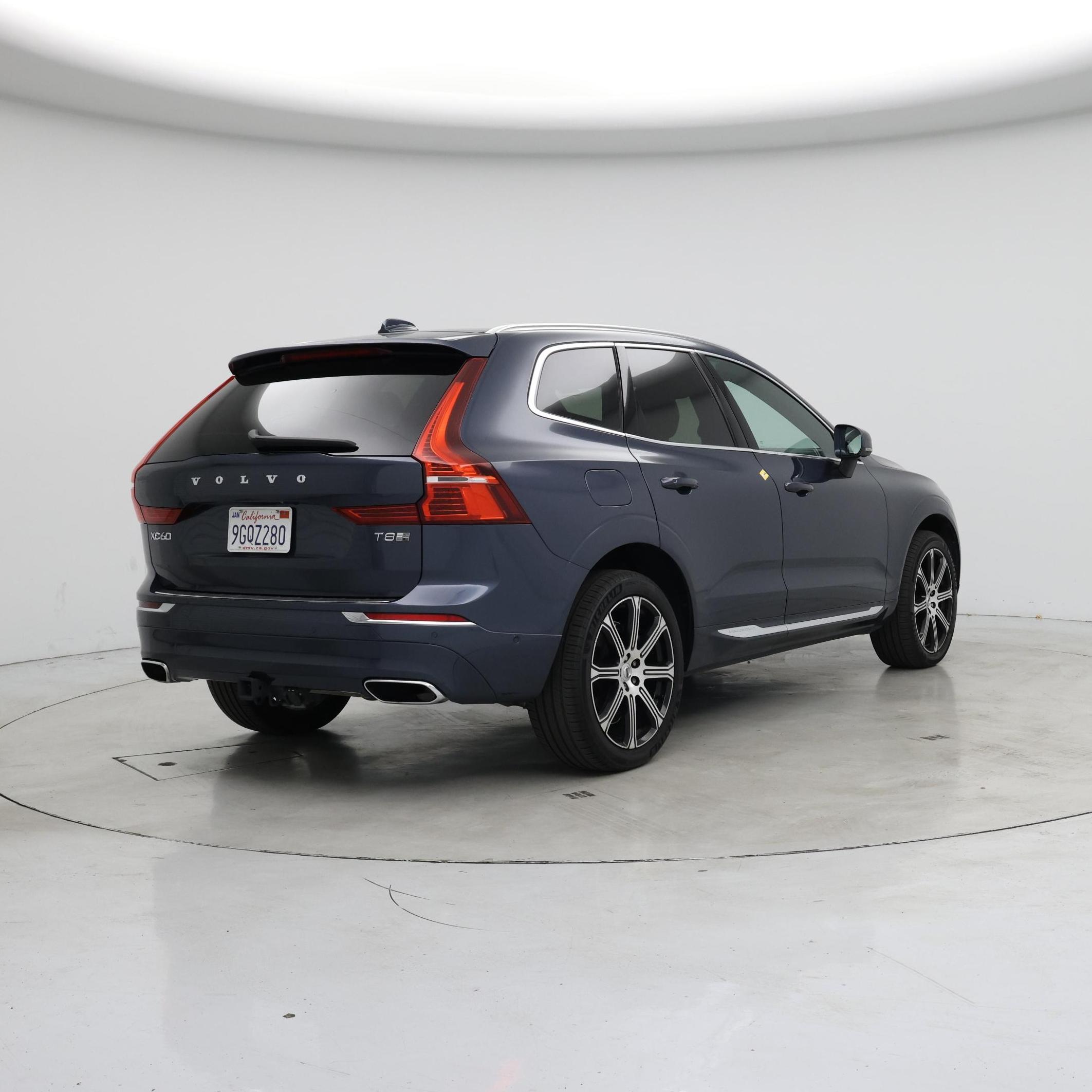 Thumbnail: 2019 Volvo XC60 - 8