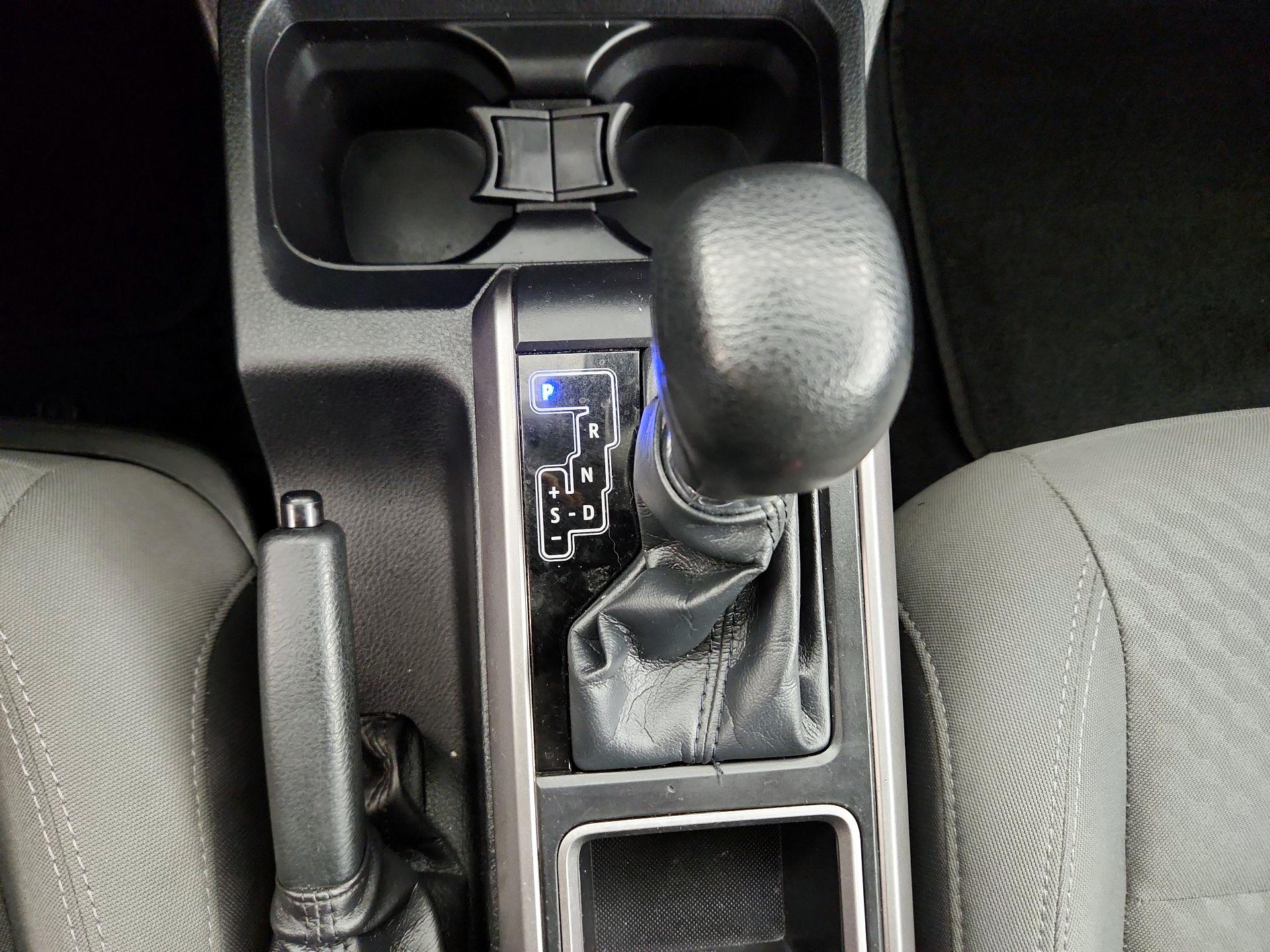 Thumbnail: 2020 Toyota Tacoma - 17