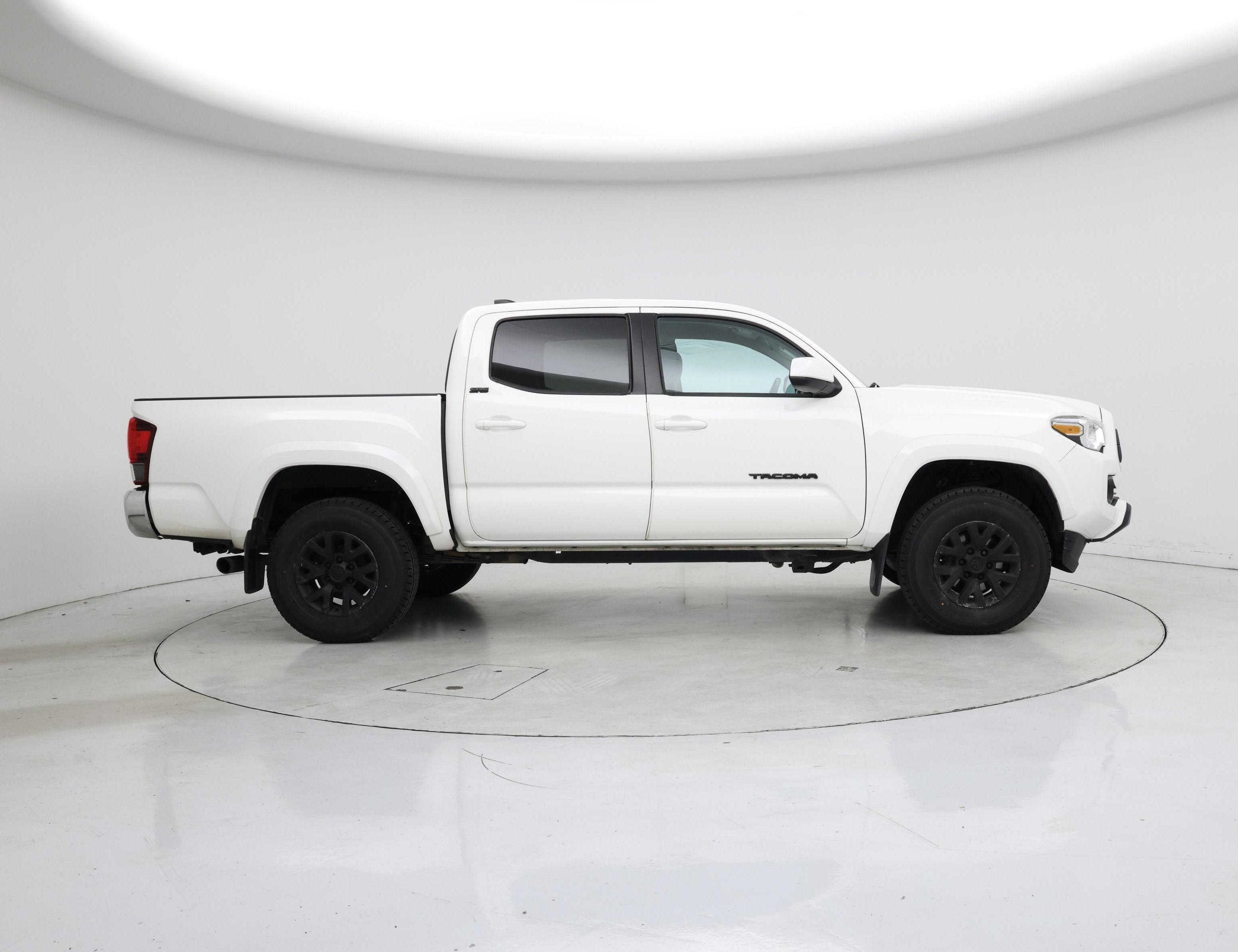 Thumbnail: 2020 Toyota Tacoma - 7