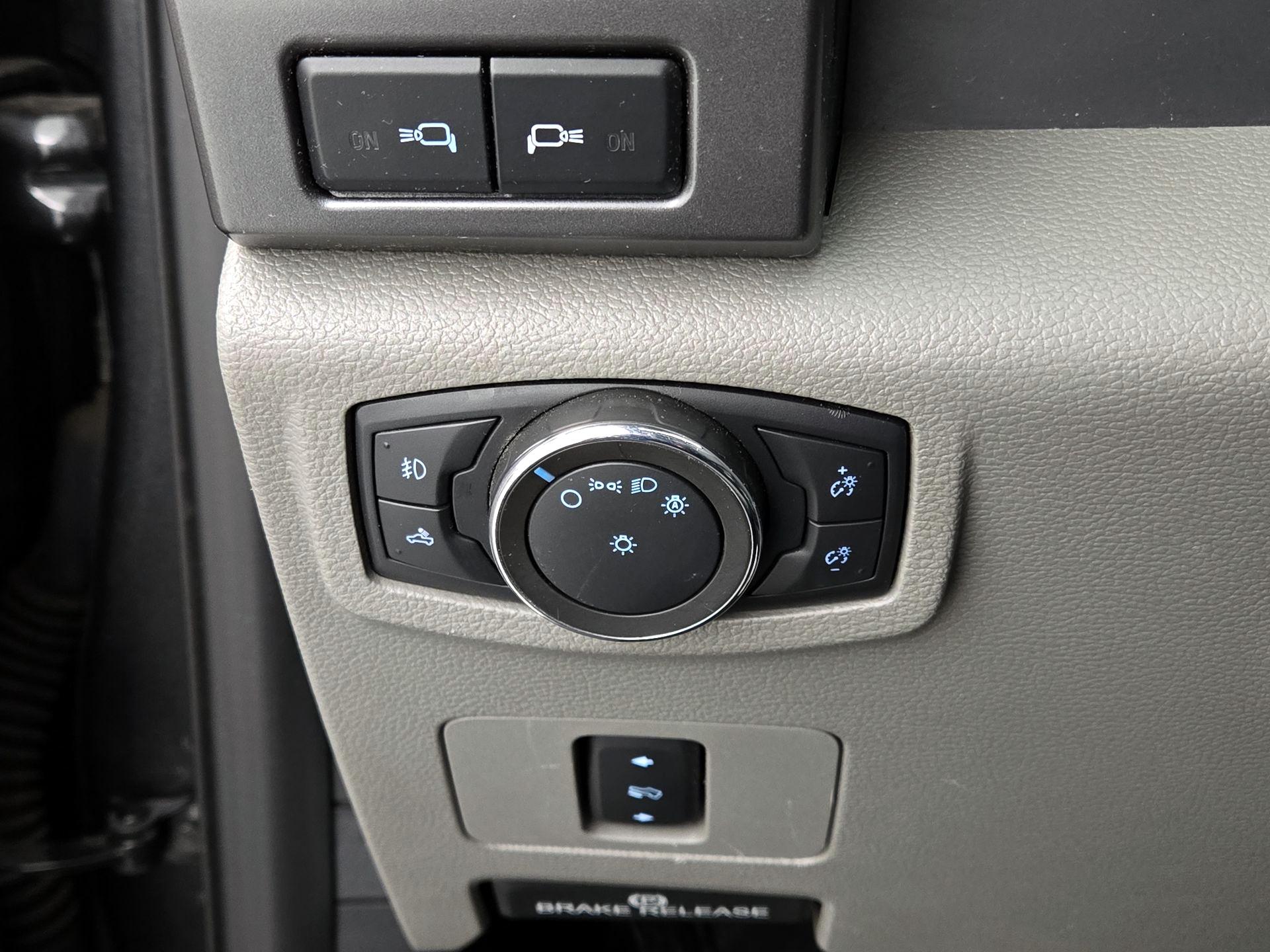 Thumbnail: 2020 Ford F-250 - 13