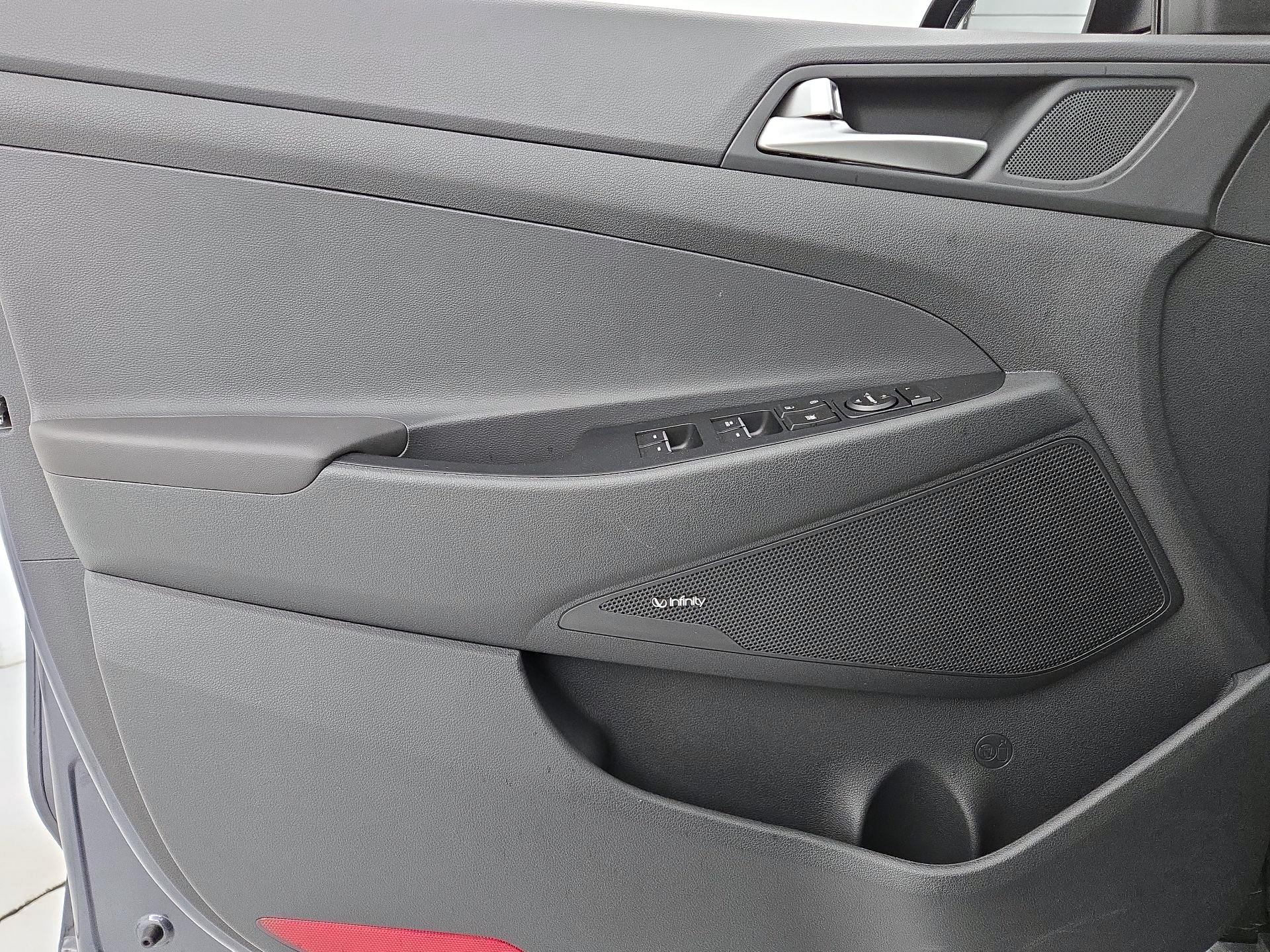 Thumbnail: 2021 Hyundai Tucson - 12