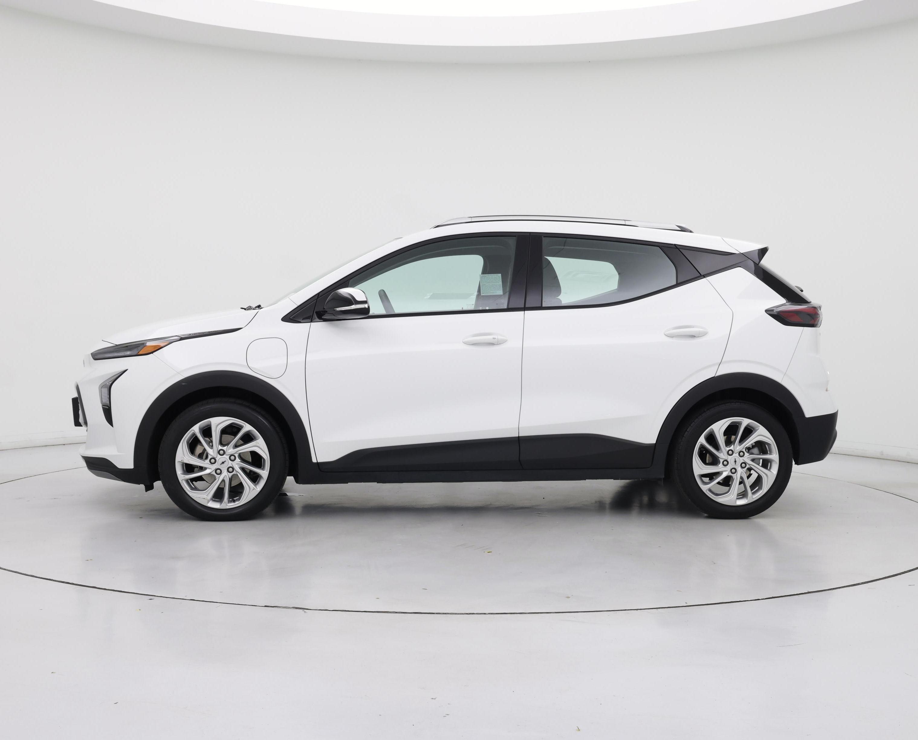 Thumbnail: 2023 Chevrolet Bolt EUV - 3