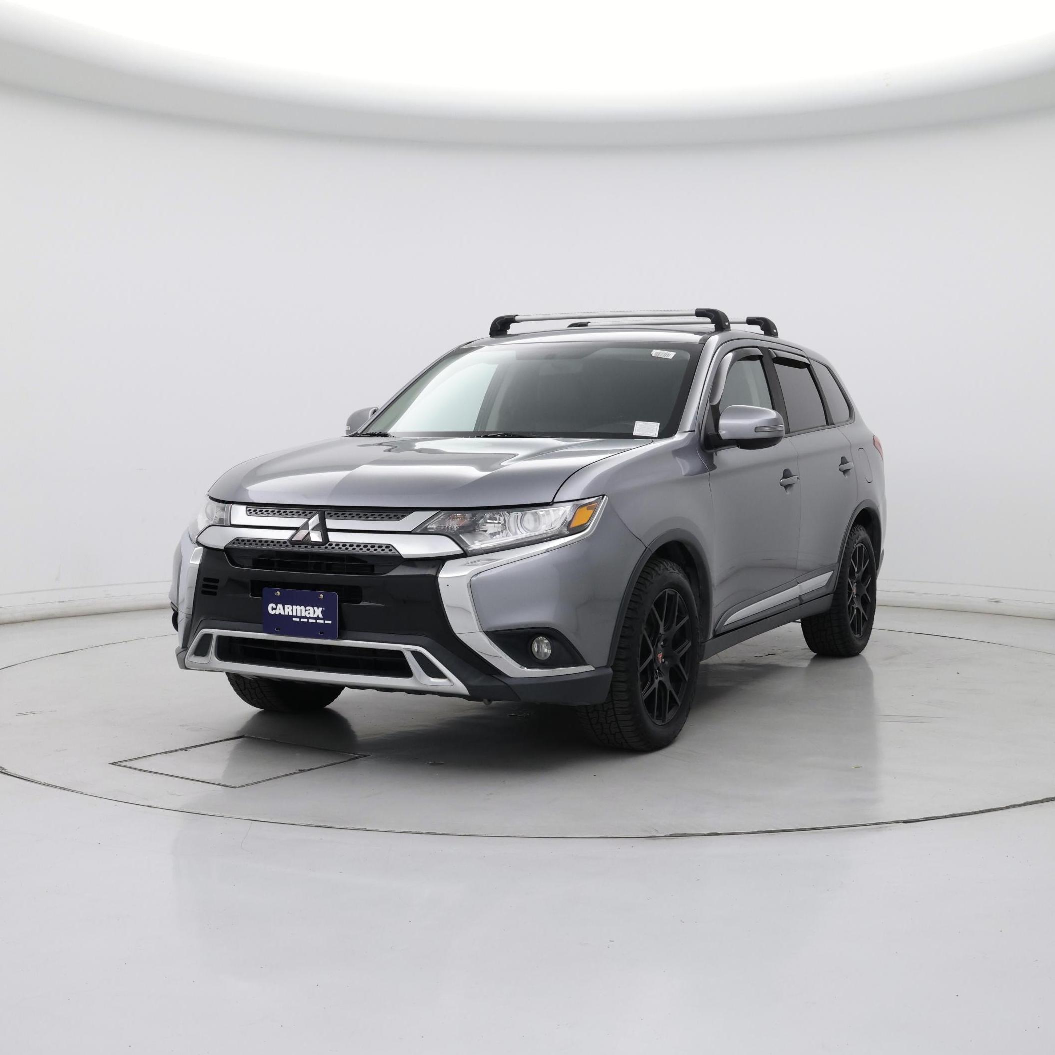 Thumbnail: 2019 Mitsubishi Outlander - 4