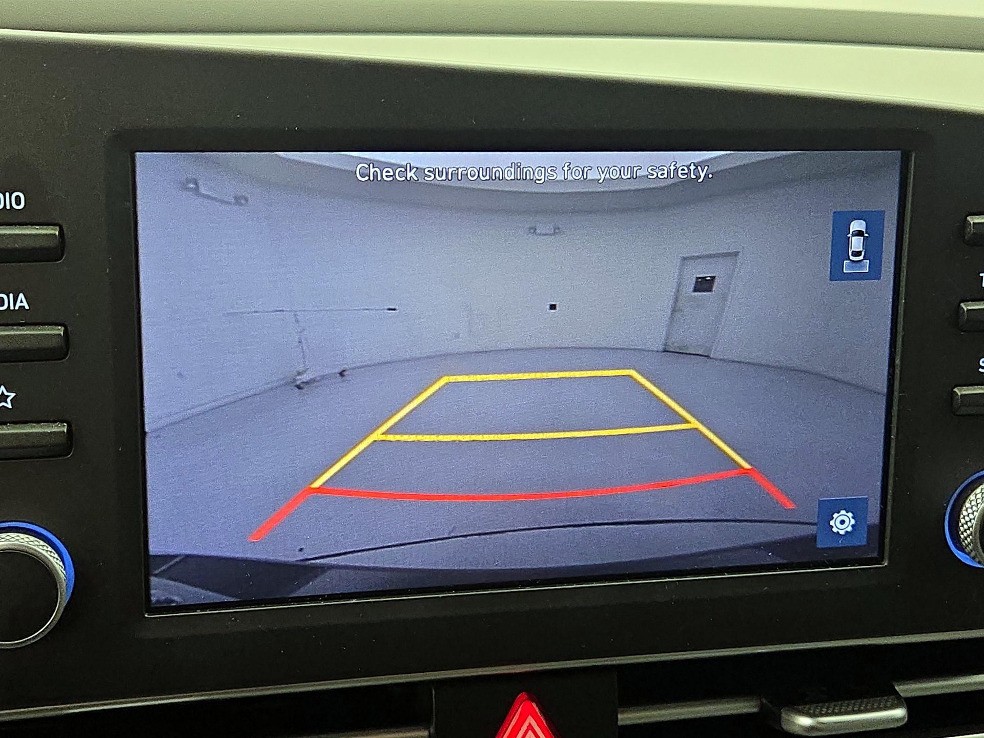 Thumbnail: 2023 Hyundai Elantra - 14