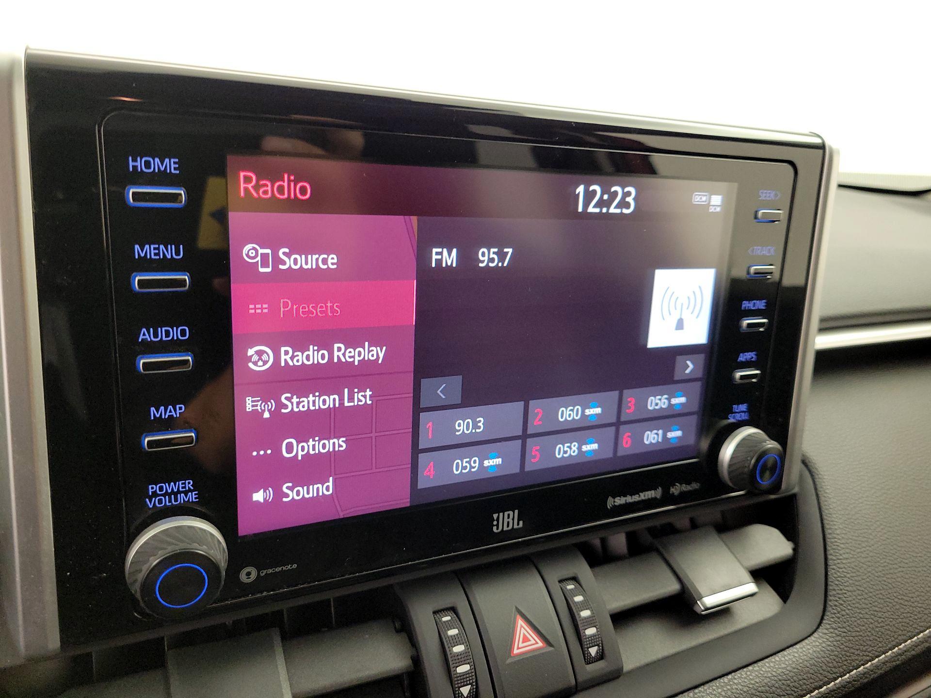 Thumbnail: 2020 Toyota RAV4 - 16