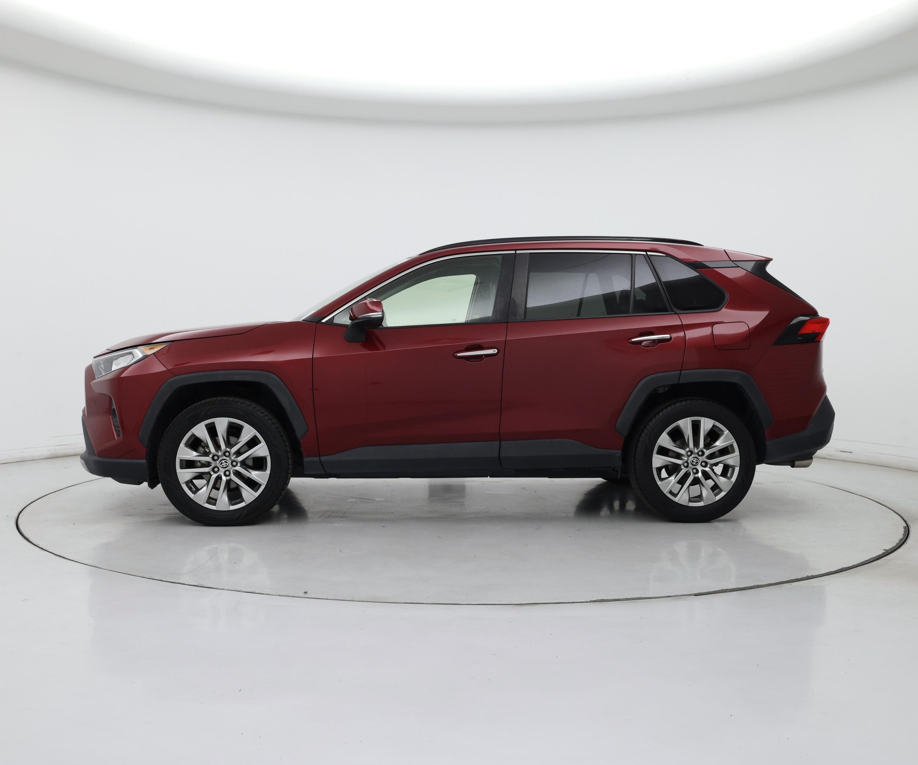Thumbnail: 2020 Toyota RAV4 - 3