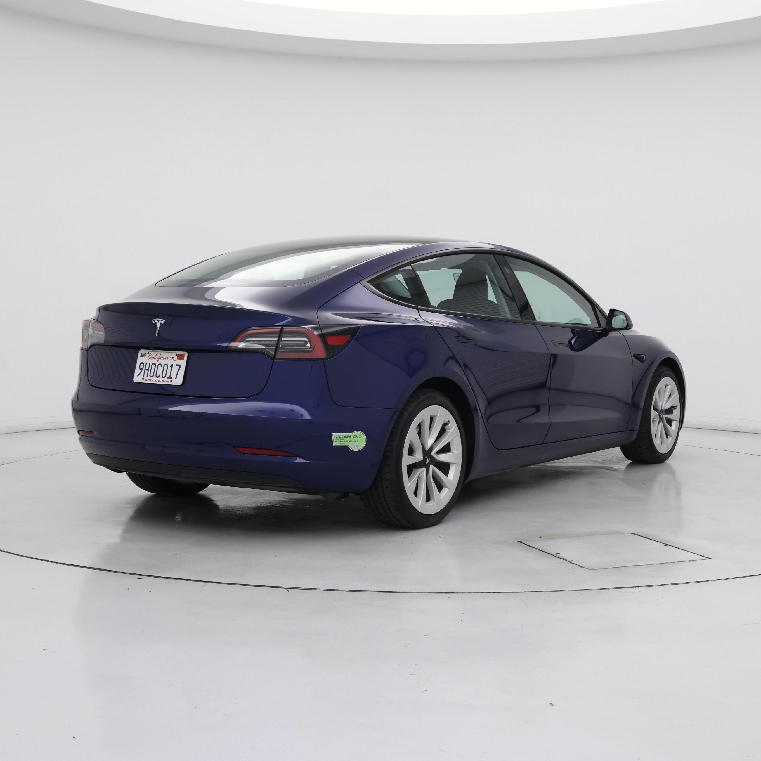 Thumbnail: 2023 Tesla Model 3 - 8