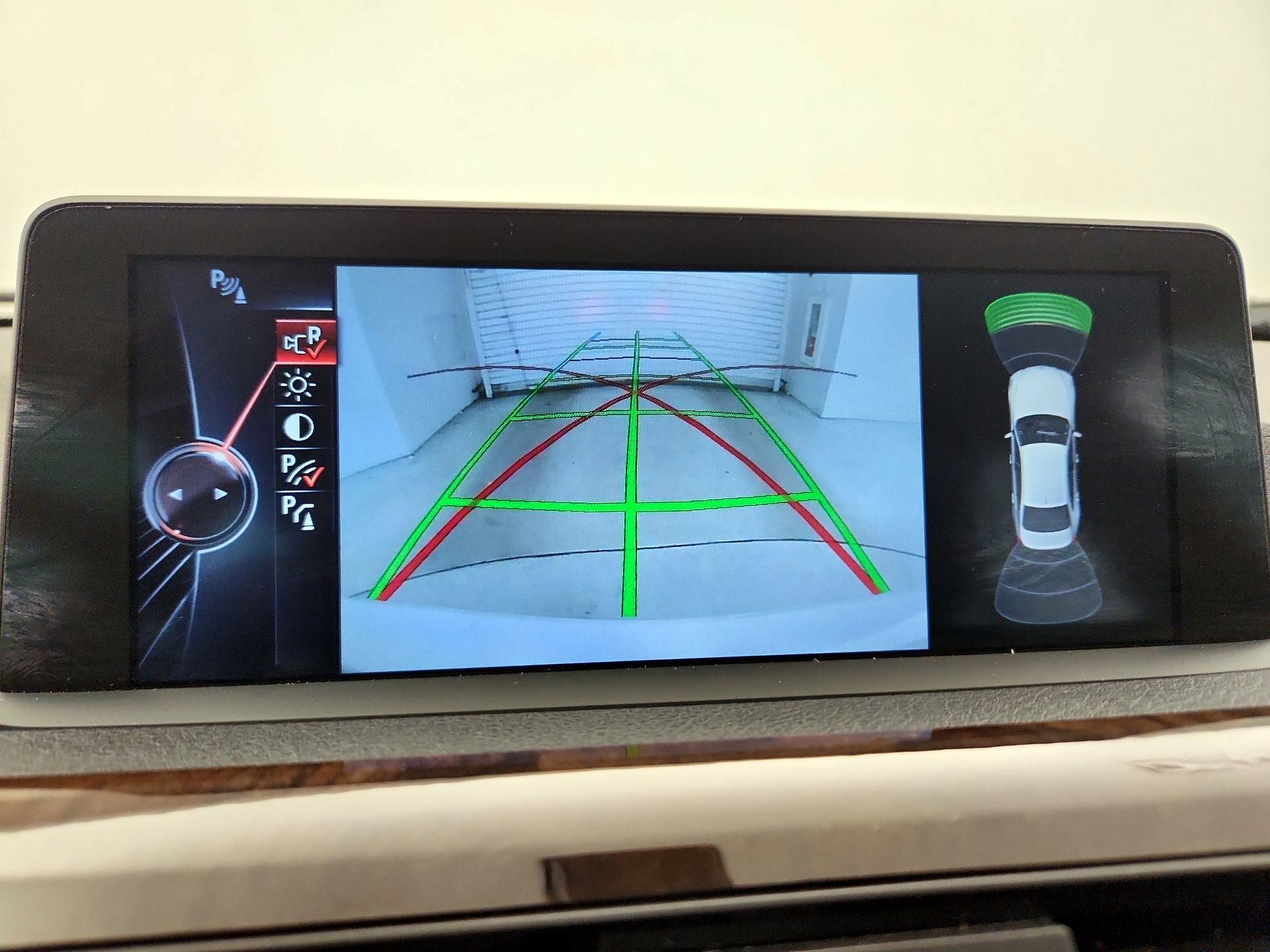 Thumbnail: 2015 BMW 3 Series - 15