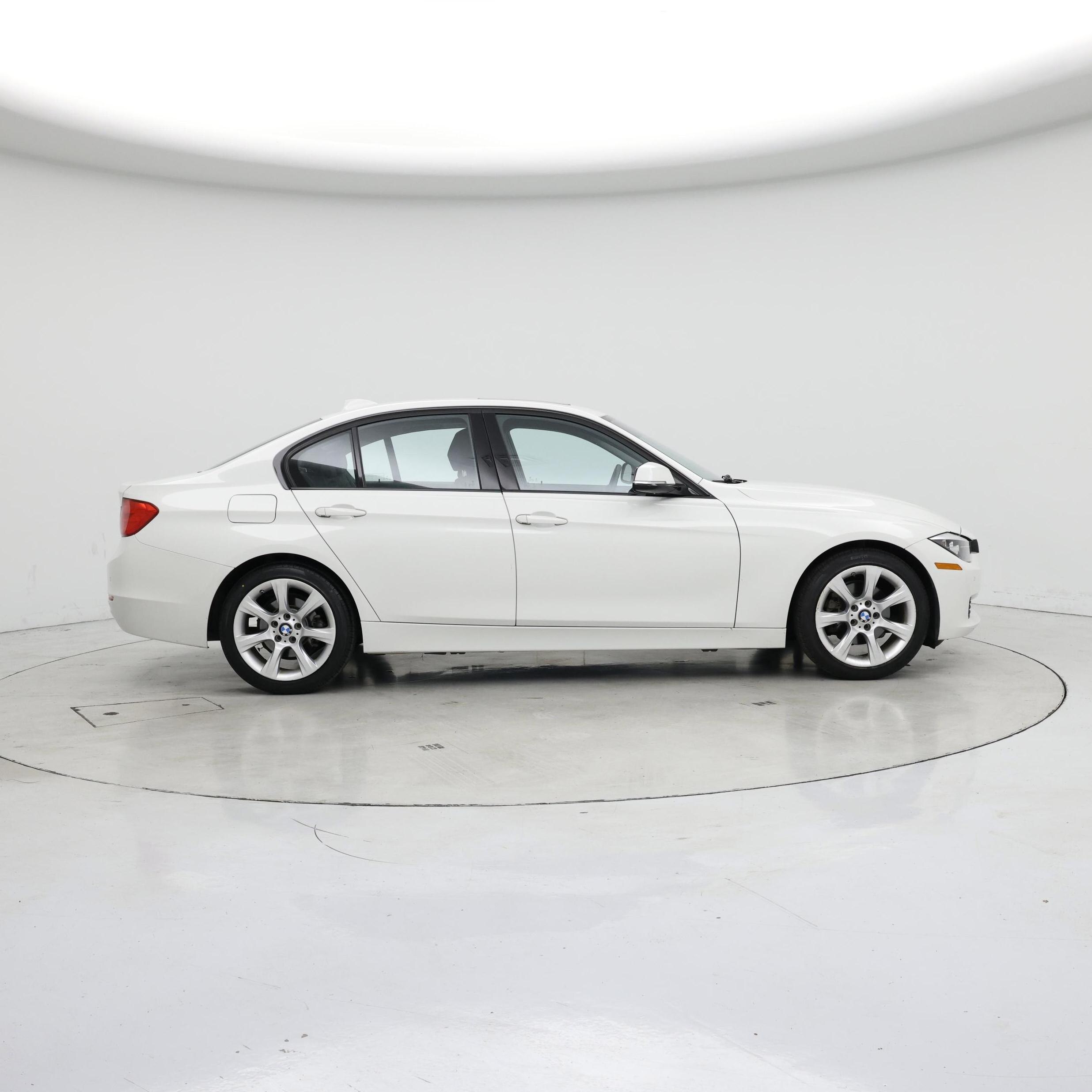 Thumbnail: 2015 BMW 3 Series - 7