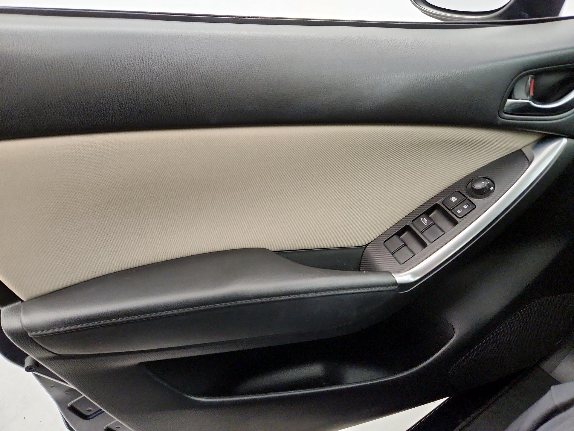 Thumbnail: 2016 Mazda CX-5 - 12