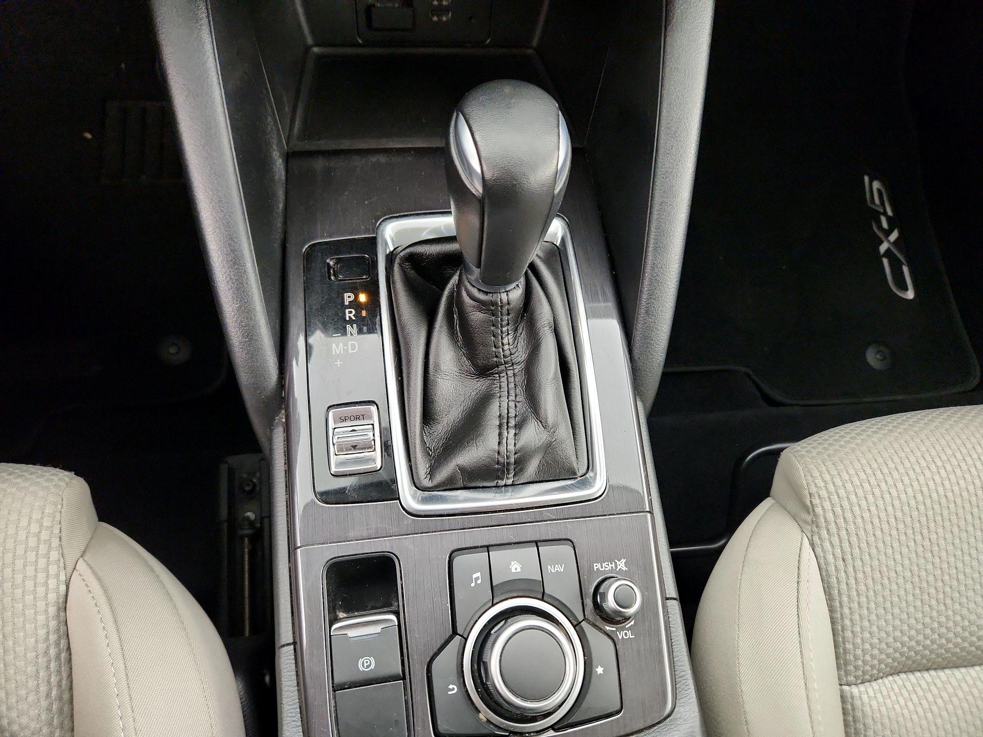 Thumbnail: 2016 Mazda CX-5 - 17