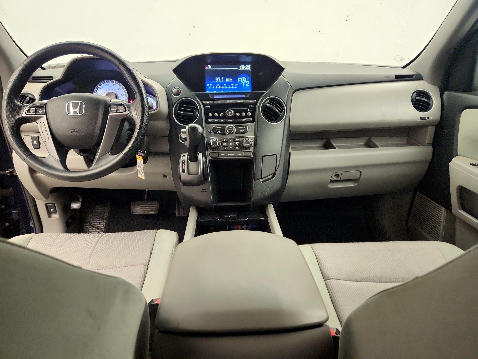 Thumbnail: 2015 Honda Pilot - 9