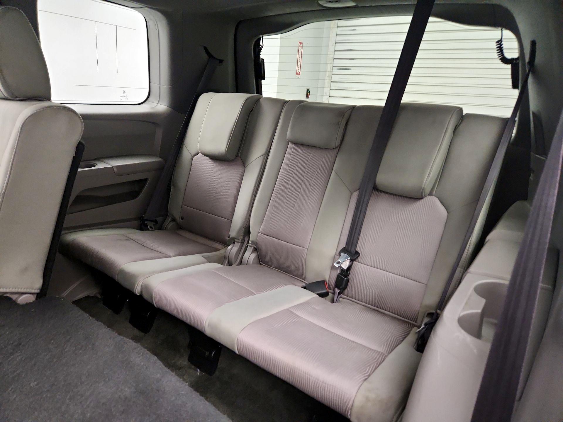 Thumbnail: 2015 Honda Pilot - 20