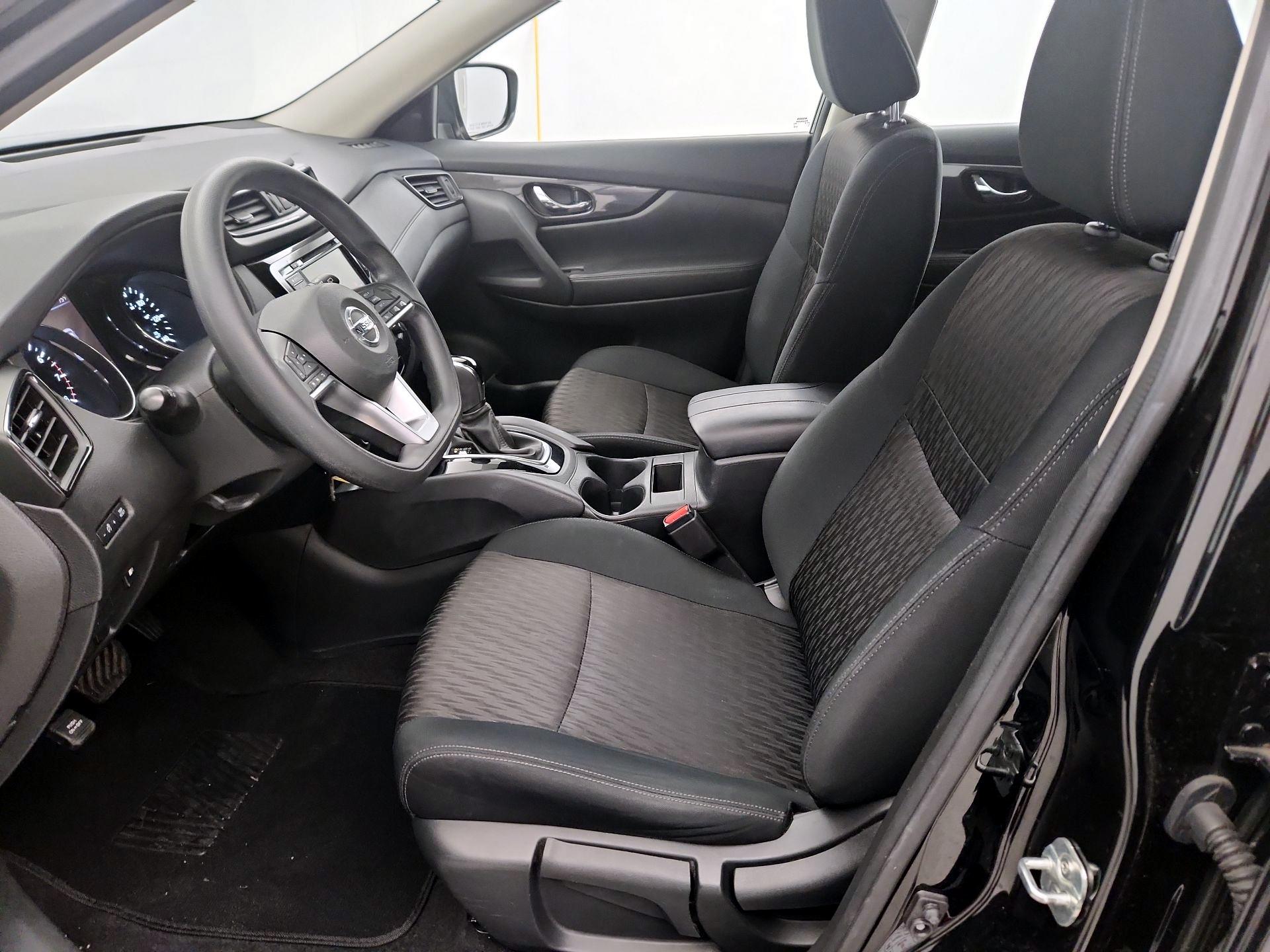 Thumbnail: 2018 Nissan Rogue - 11