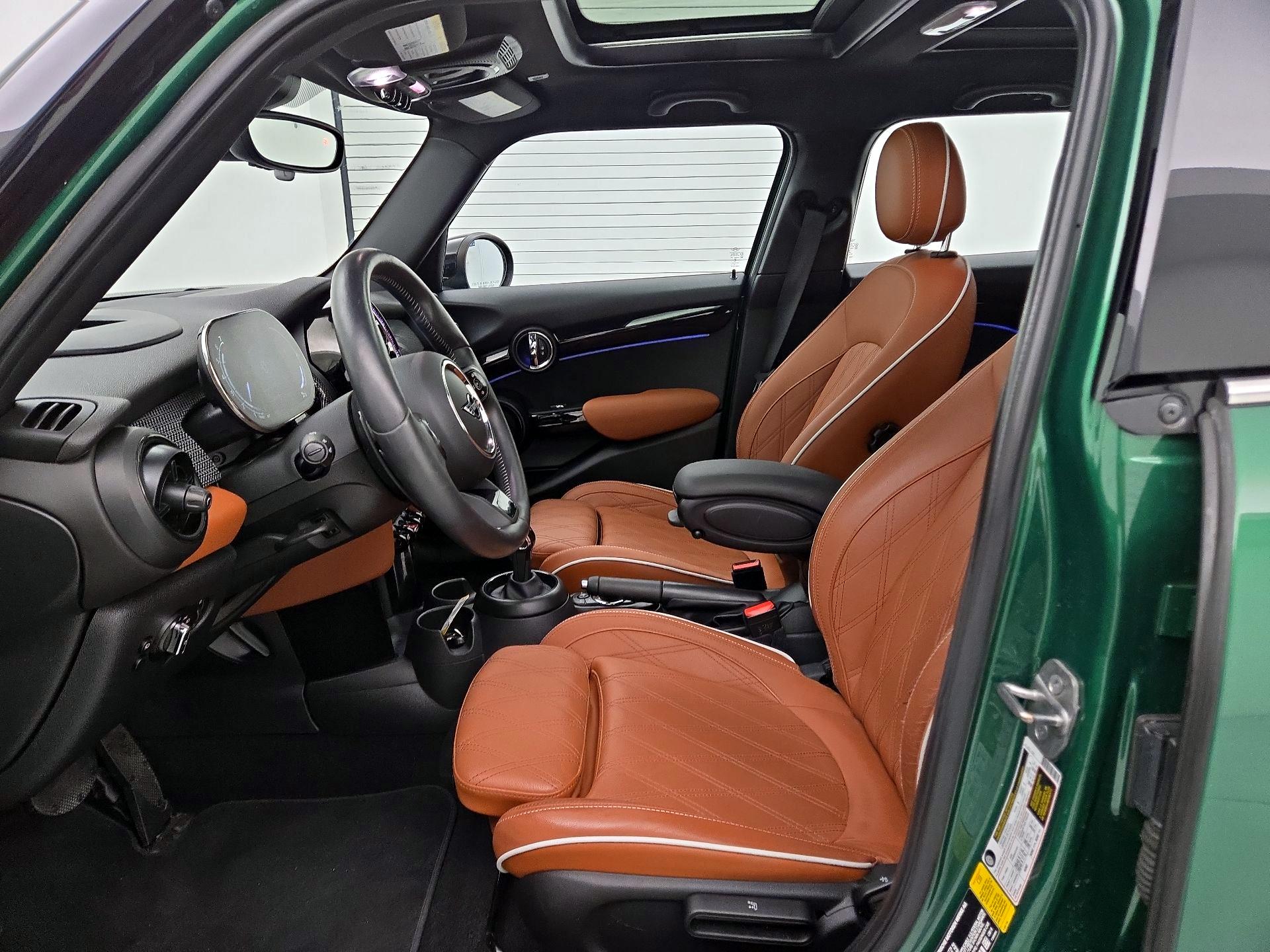 Thumbnail: 2022 MINI Cooper Hardtop - 11