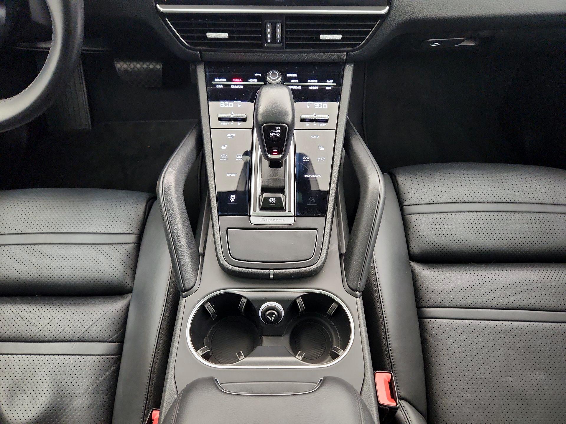 Thumbnail: 2019 Porsche Cayenne - 18