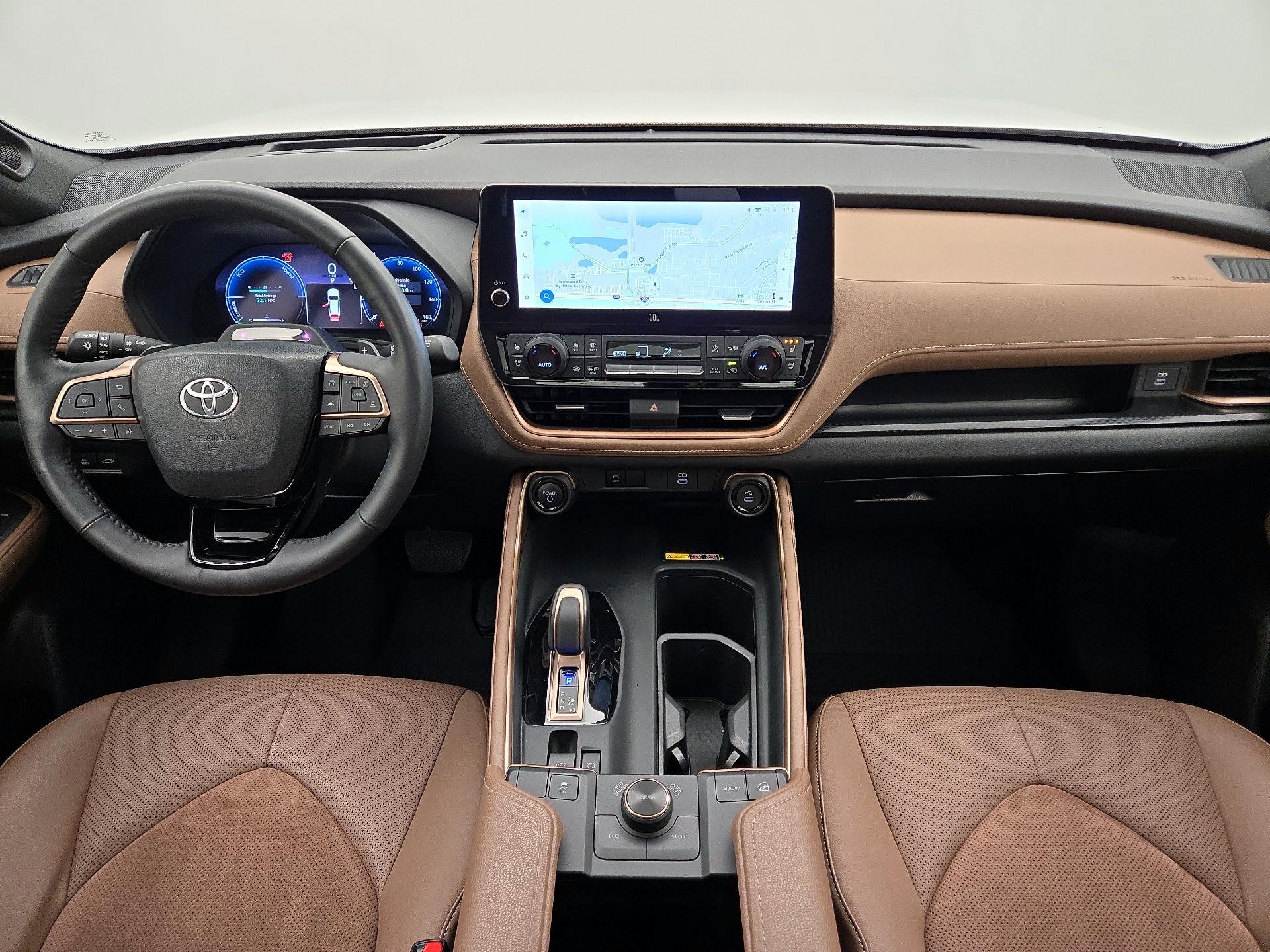 Thumbnail: 2024 Toyota Highlander - 9