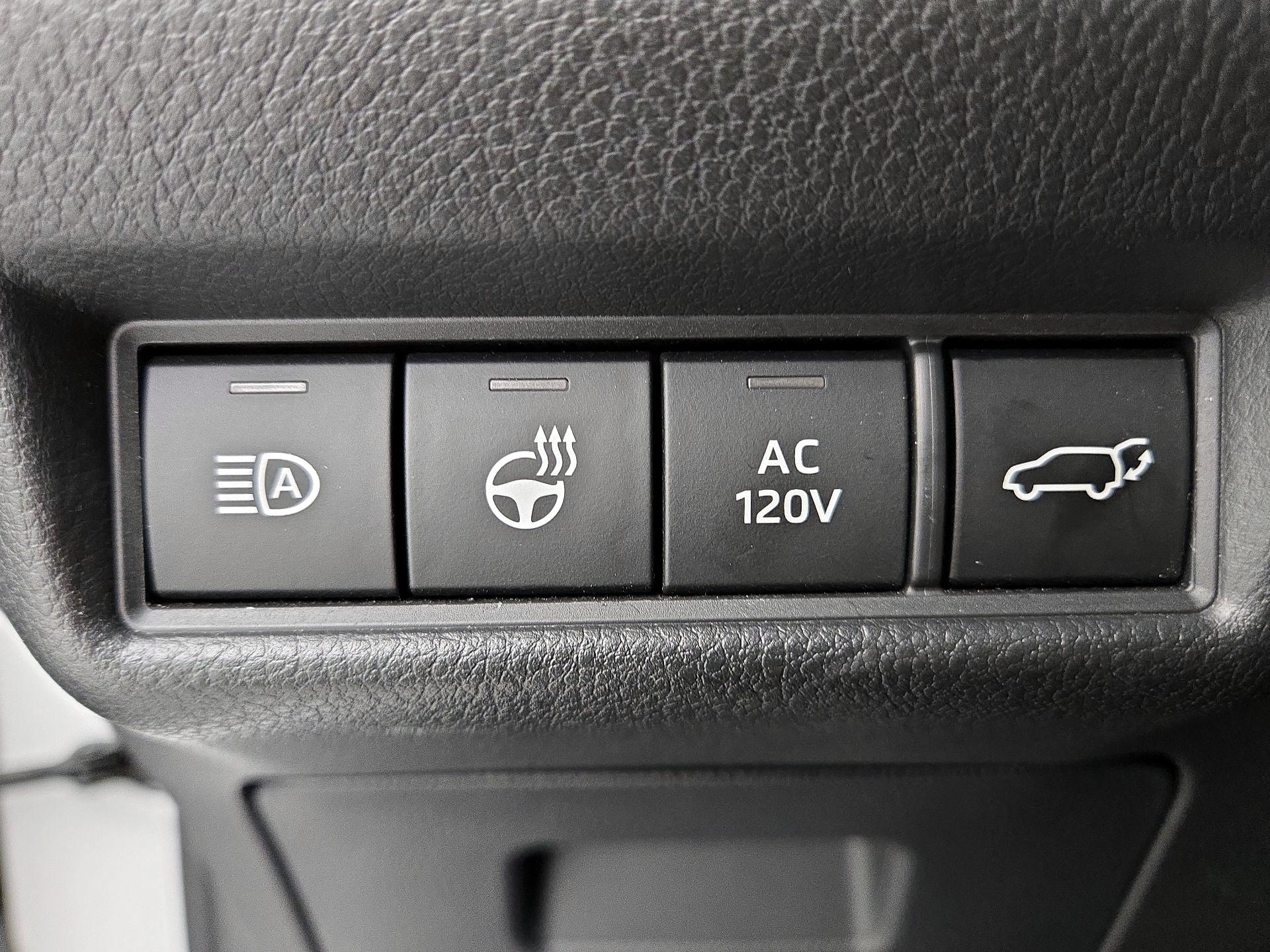 Thumbnail: 2024 Toyota Highlander - 13