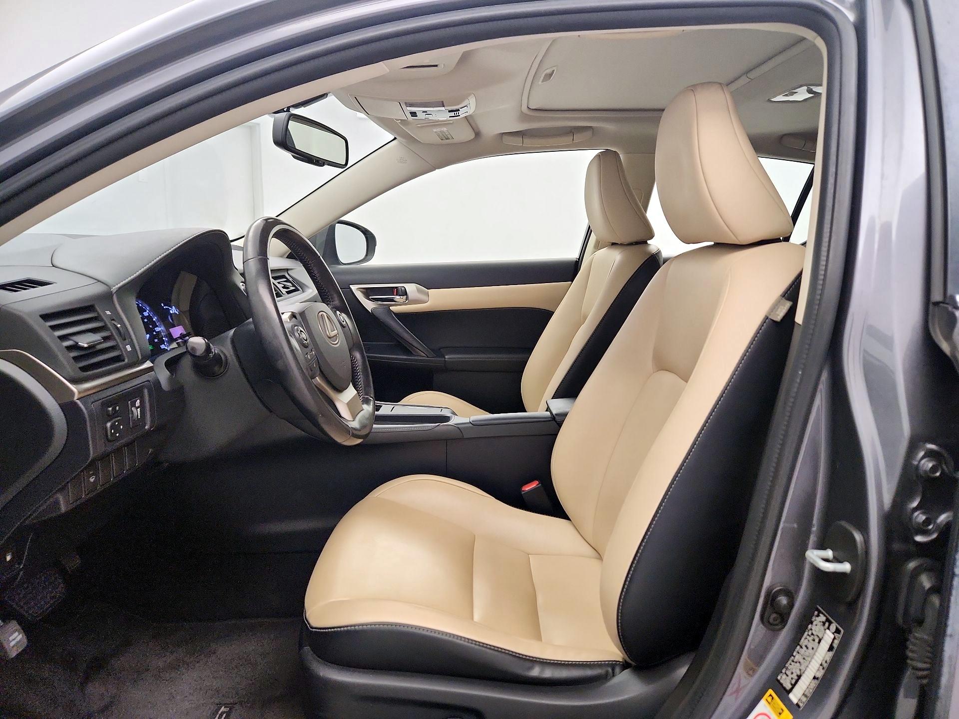 Thumbnail: 2016 Lexus CT - 11